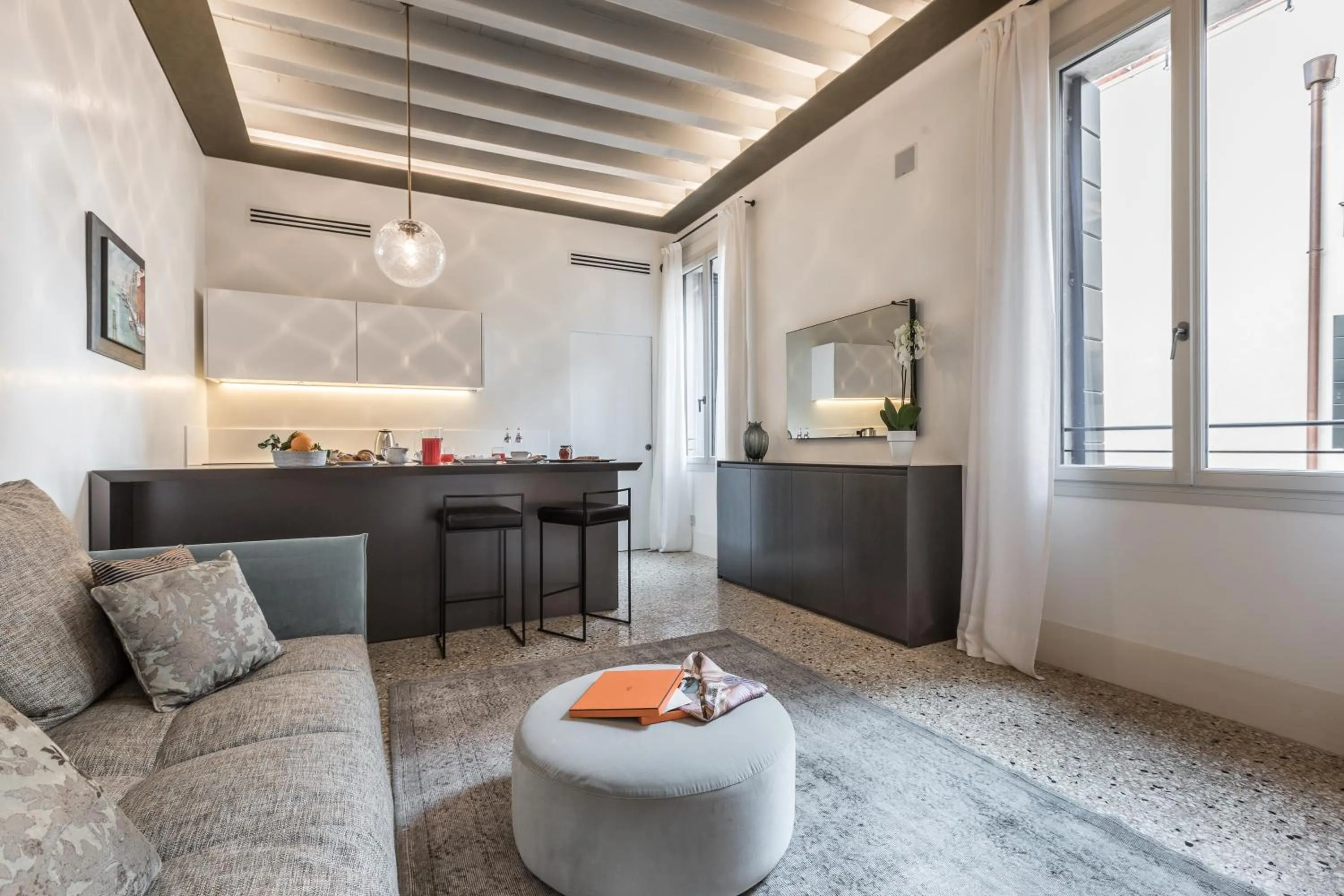 Living room in Palazzo Morosini Degli Spezieri - Lifestyle Apartments