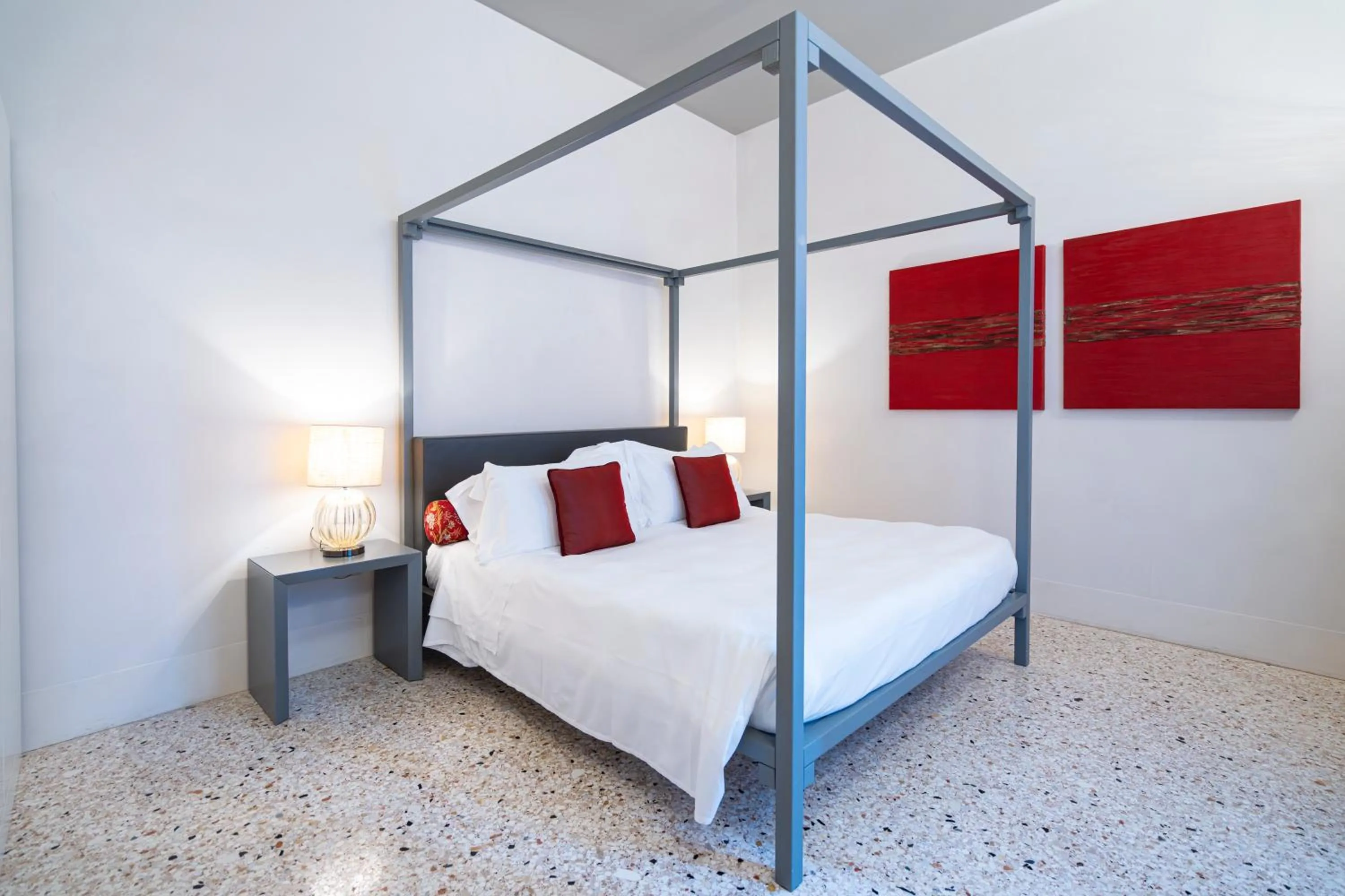 Bed in Palazzo Morosini Degli Spezieri - Lifestyle Apartments