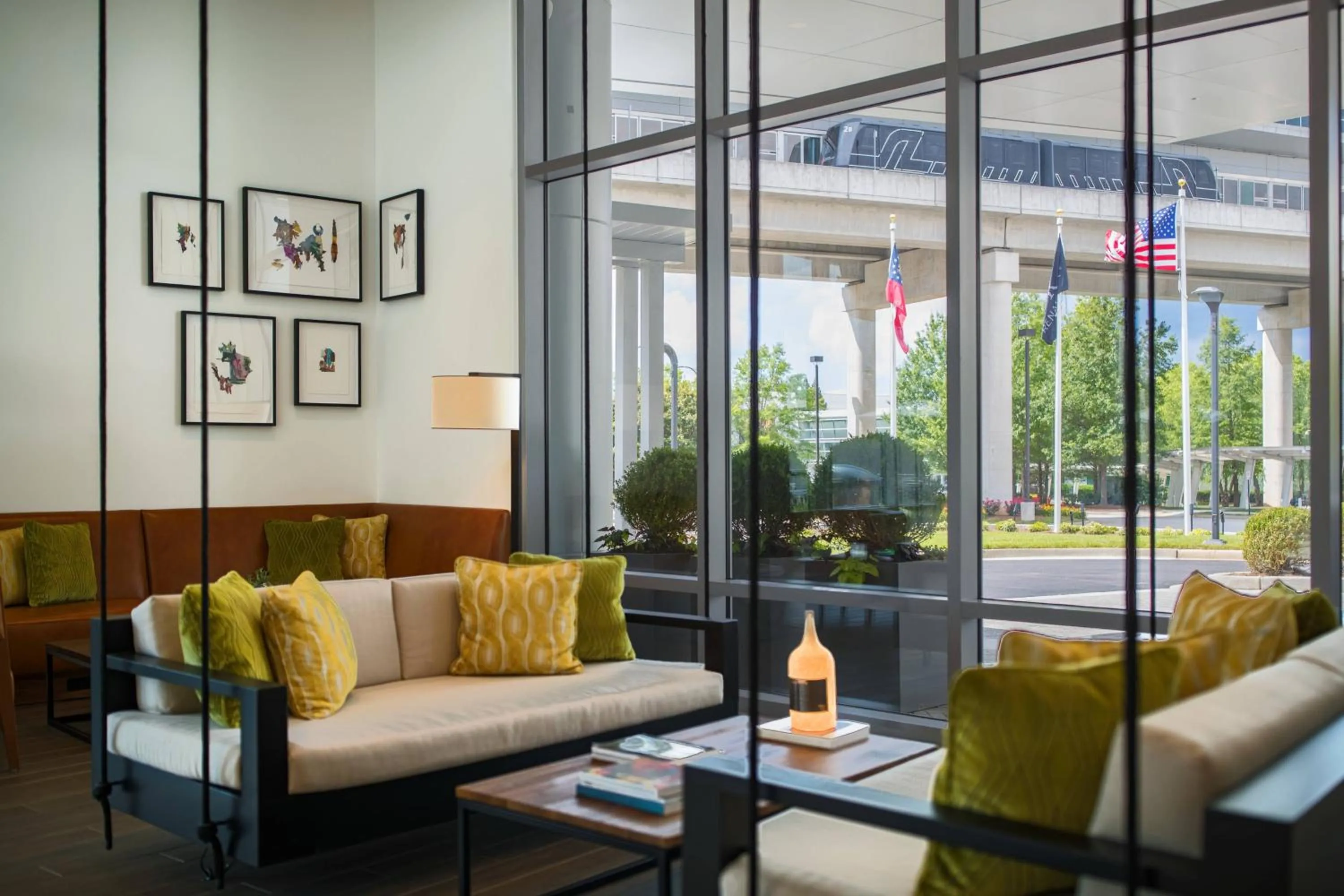 Lobby or reception in Renaissance Atlanta Airport Gateway Hotel