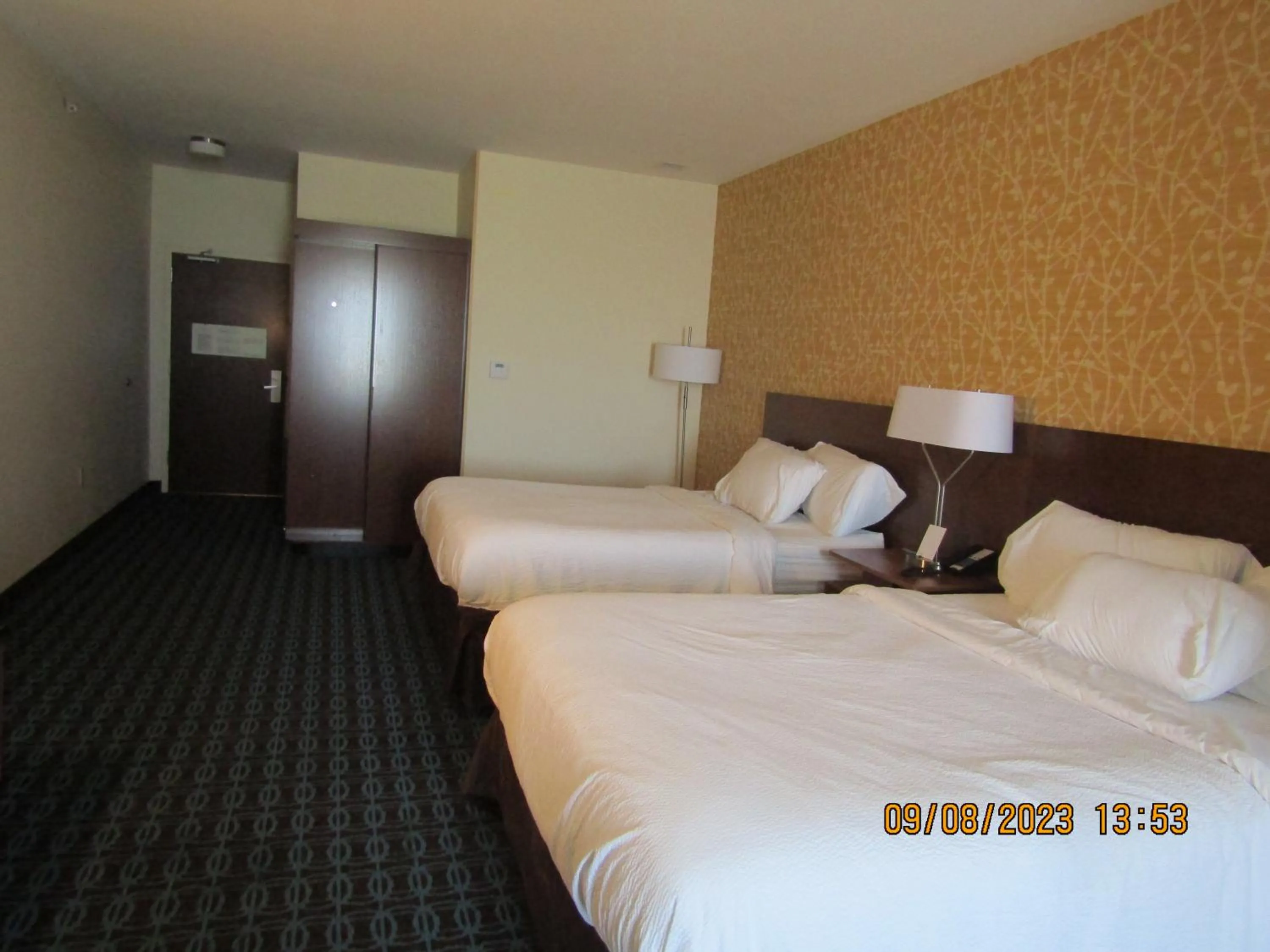 Bed in Fairfield Inn & Suites by Marriott Sidney