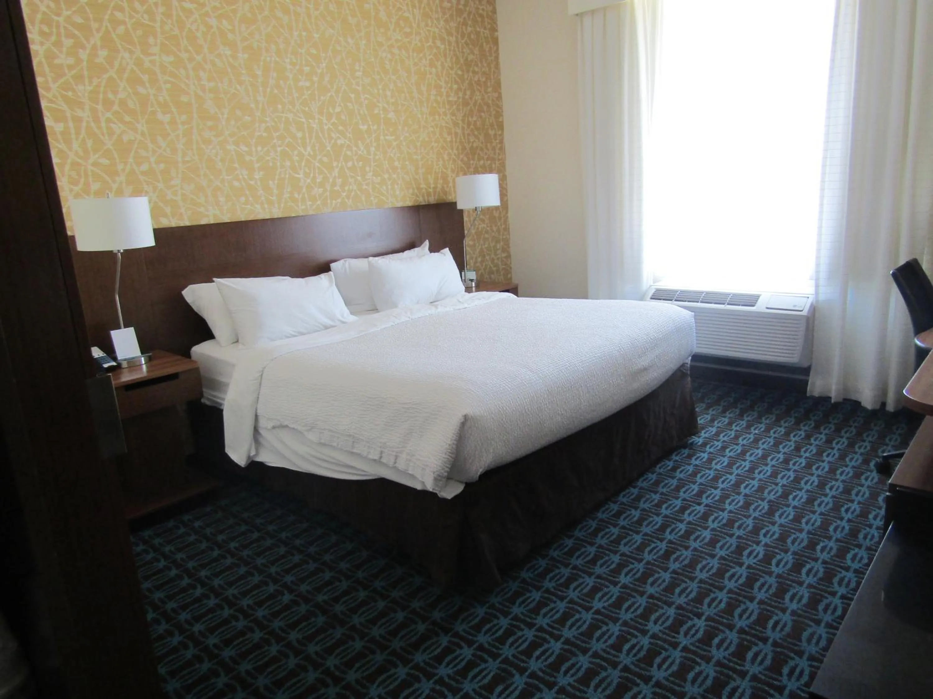 Bed in Fairfield Inn & Suites by Marriott Sidney
