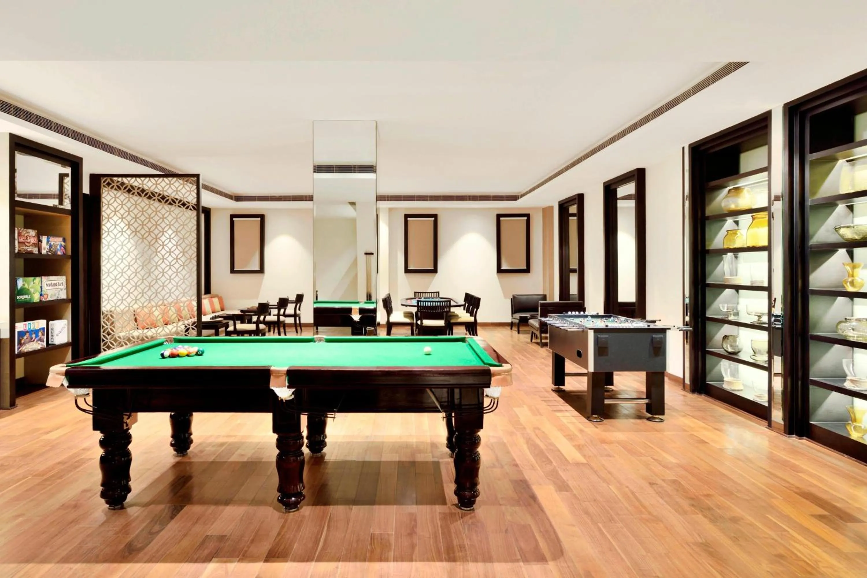 Lounge or bar in Jaisalmer Marriott Resort & Spa