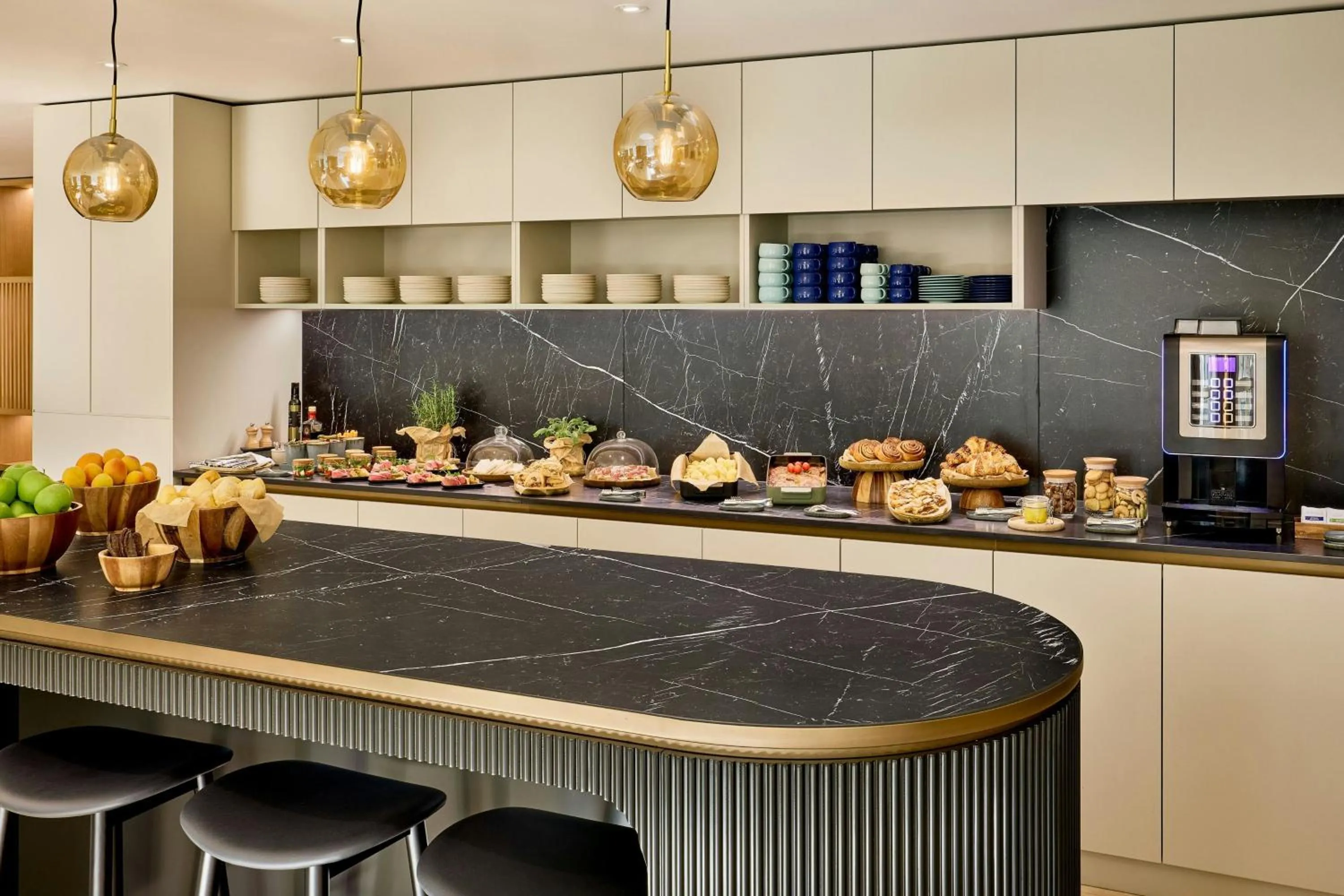 Lounge or bar in Sheraton Zagreb Hotel