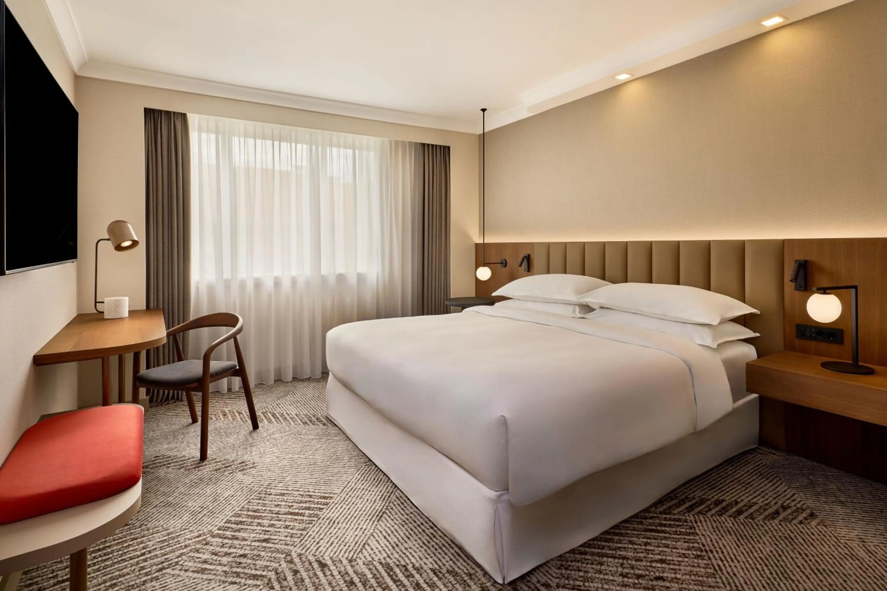 Bedroom, Bed in Sheraton Zagreb Hotel