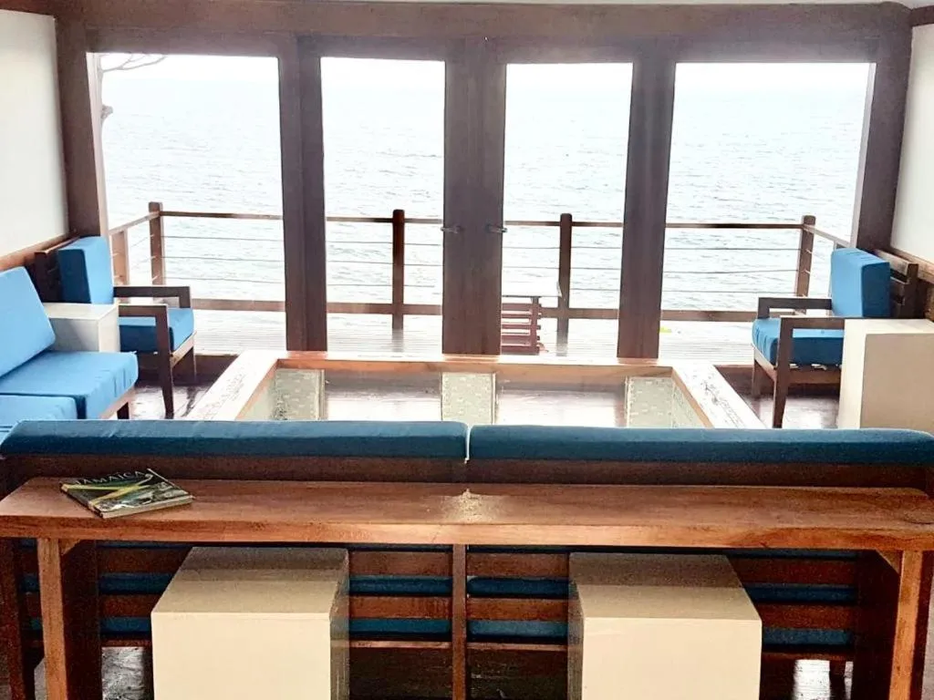 The Sea Cliff Hotel Resort & Spa