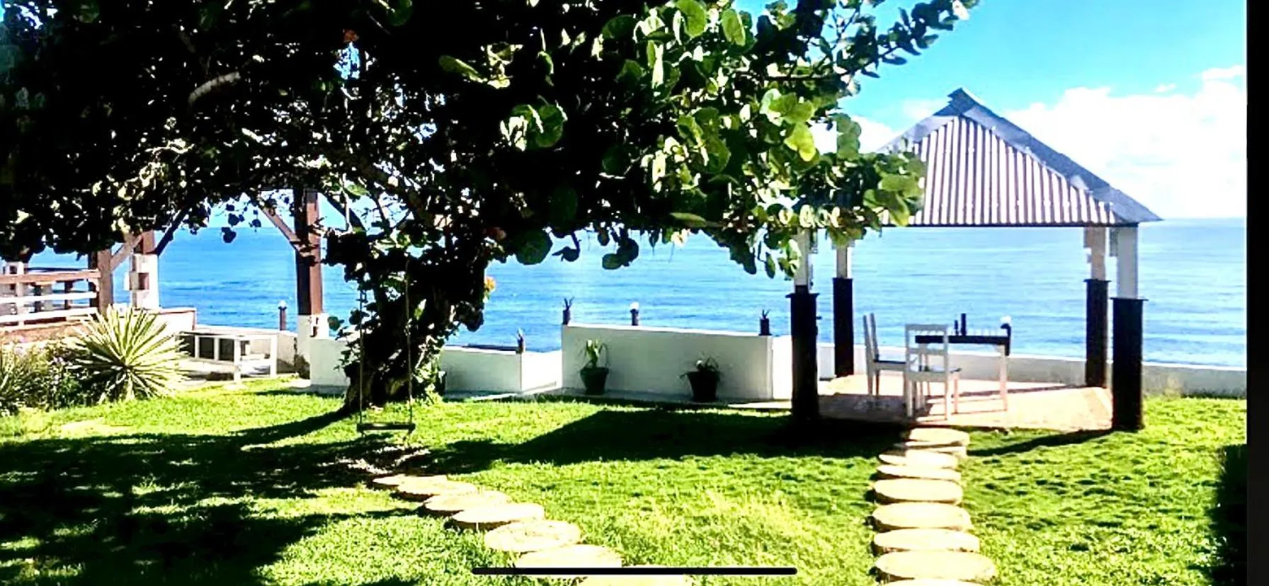 The Sea Cliff Hotel Resort & Spa