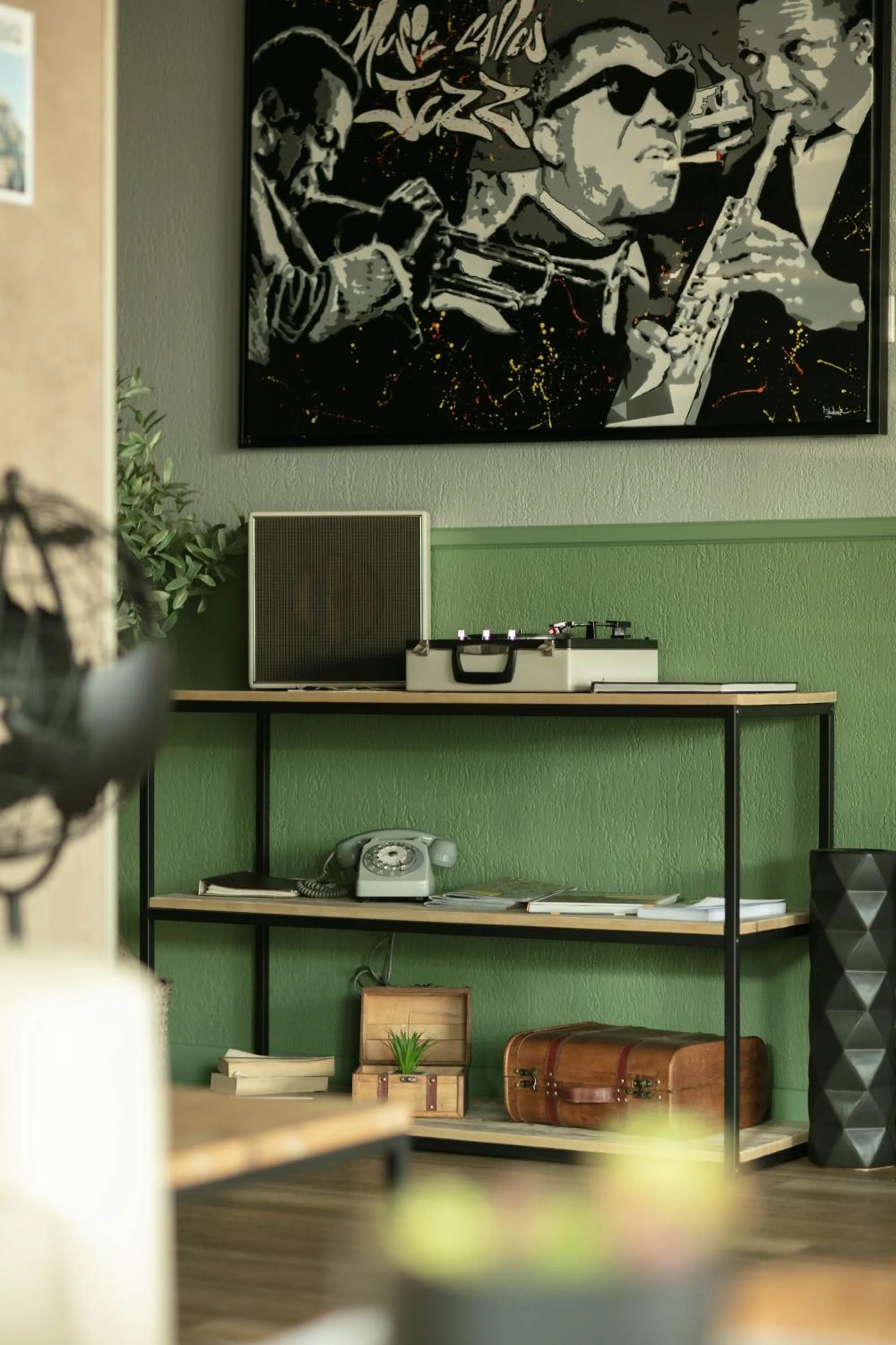 Decorative detail in Hôtel Le Collier