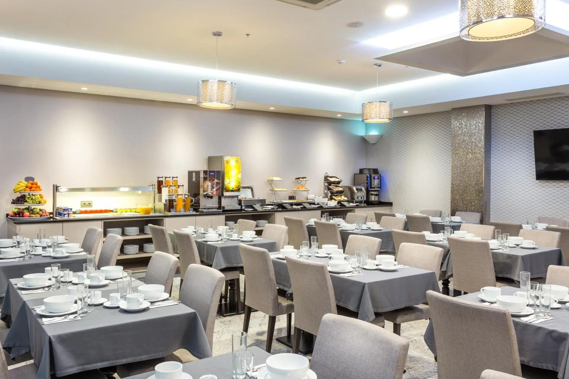 Breakfast in Empire Lisbon Hotel