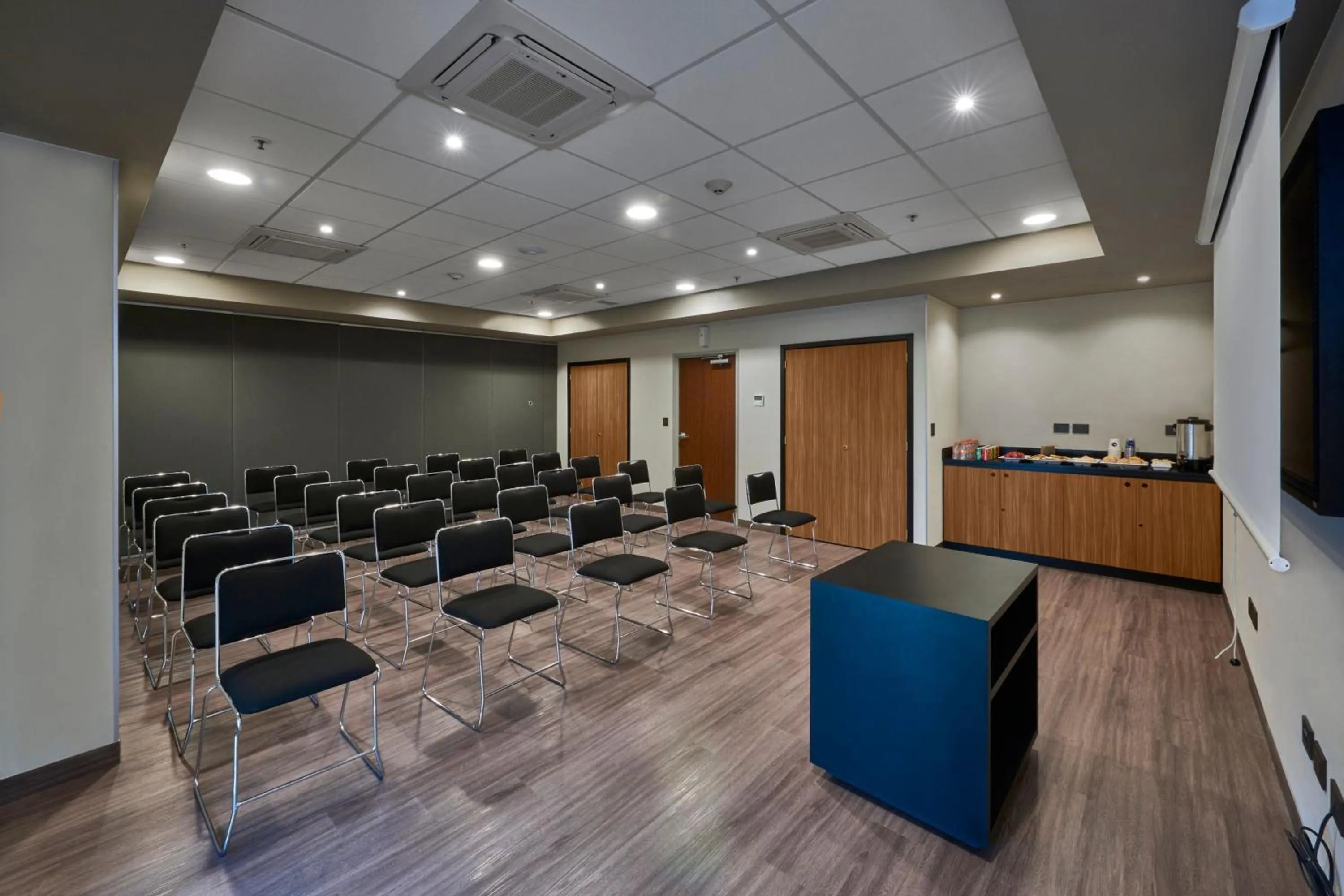 Meeting/conference room in City Express by Marriott Rosarito