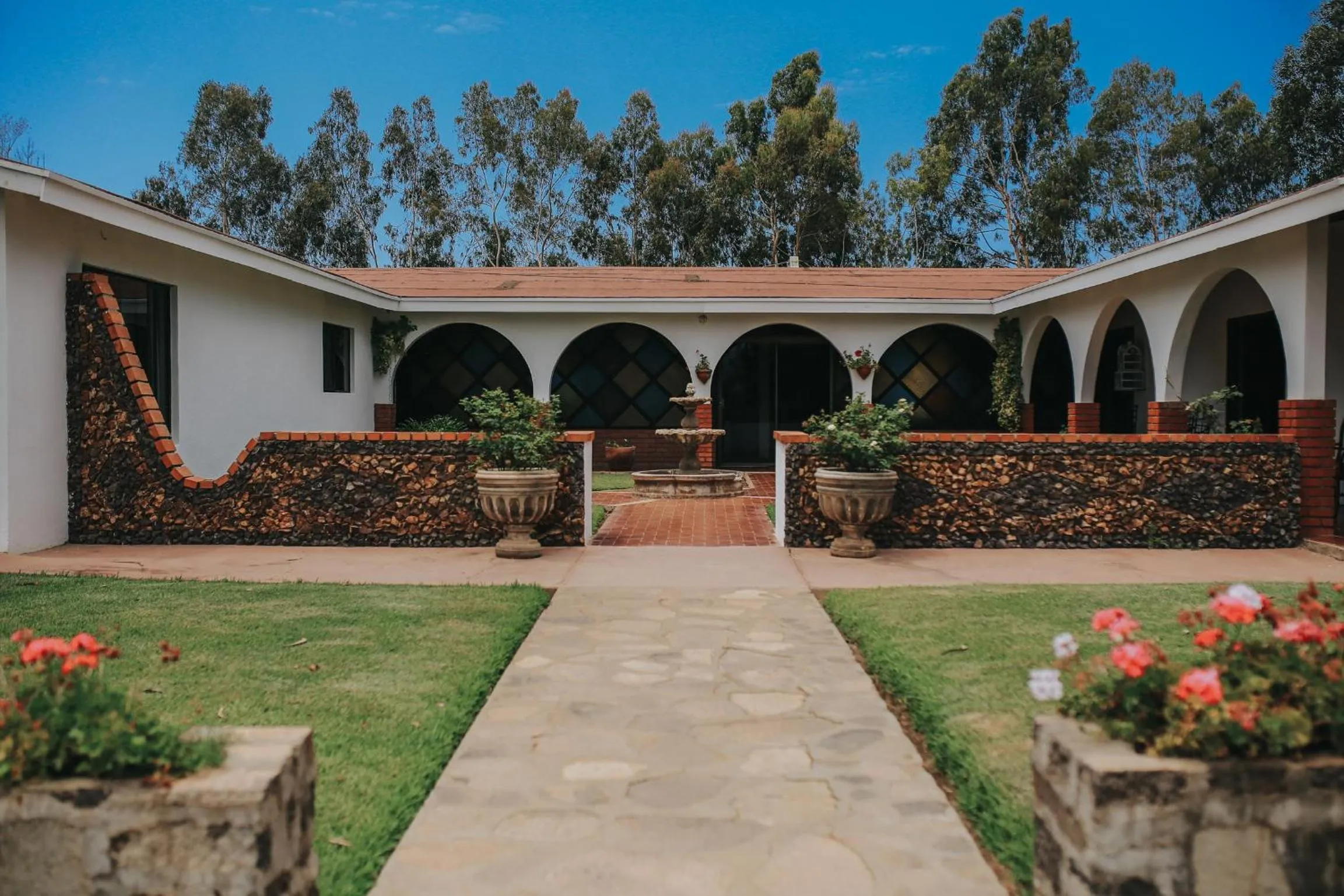 Facade/entrance in Rancho el Parral