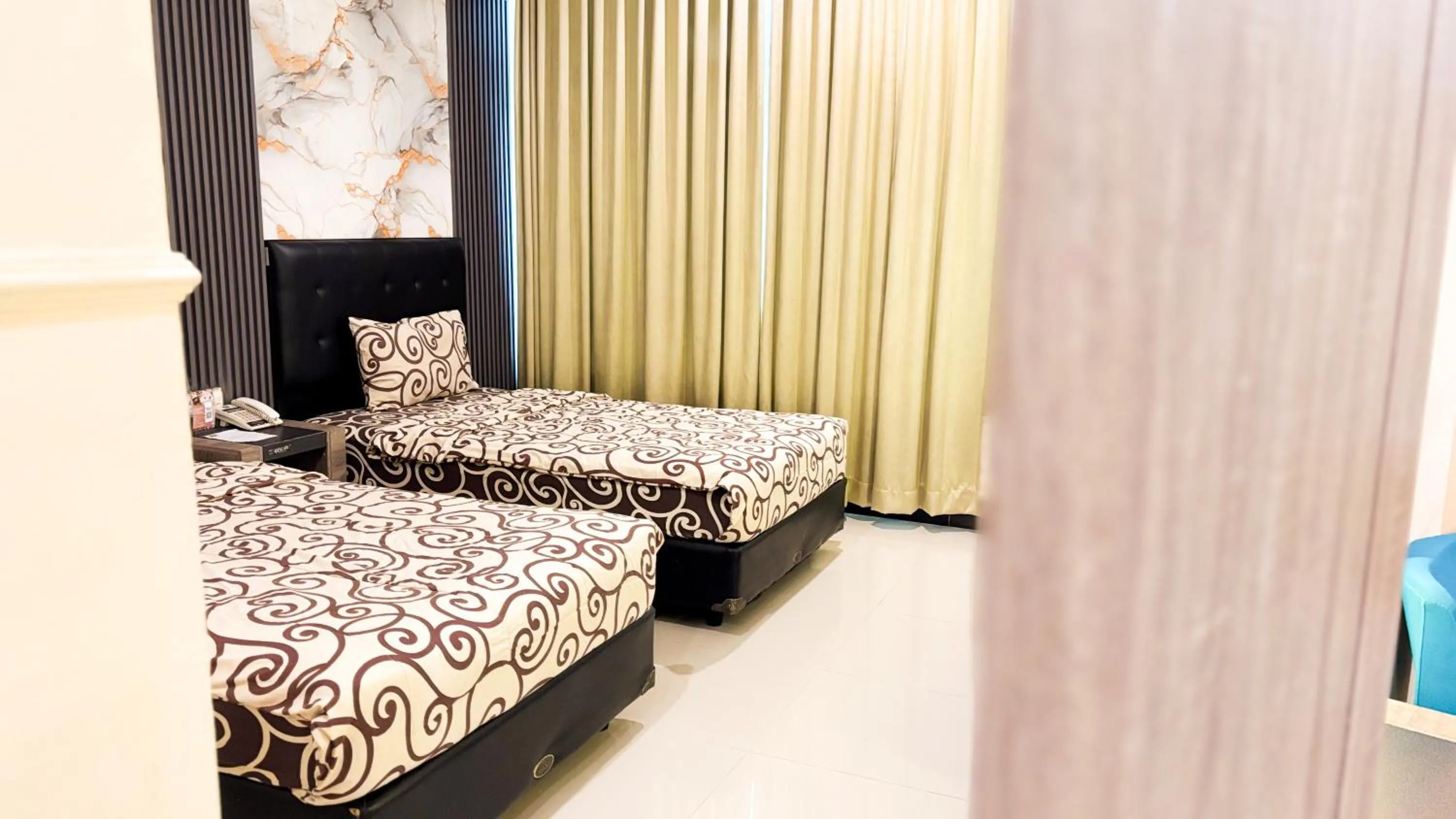 Bedroom, Bed in UTC Hotel Semarang