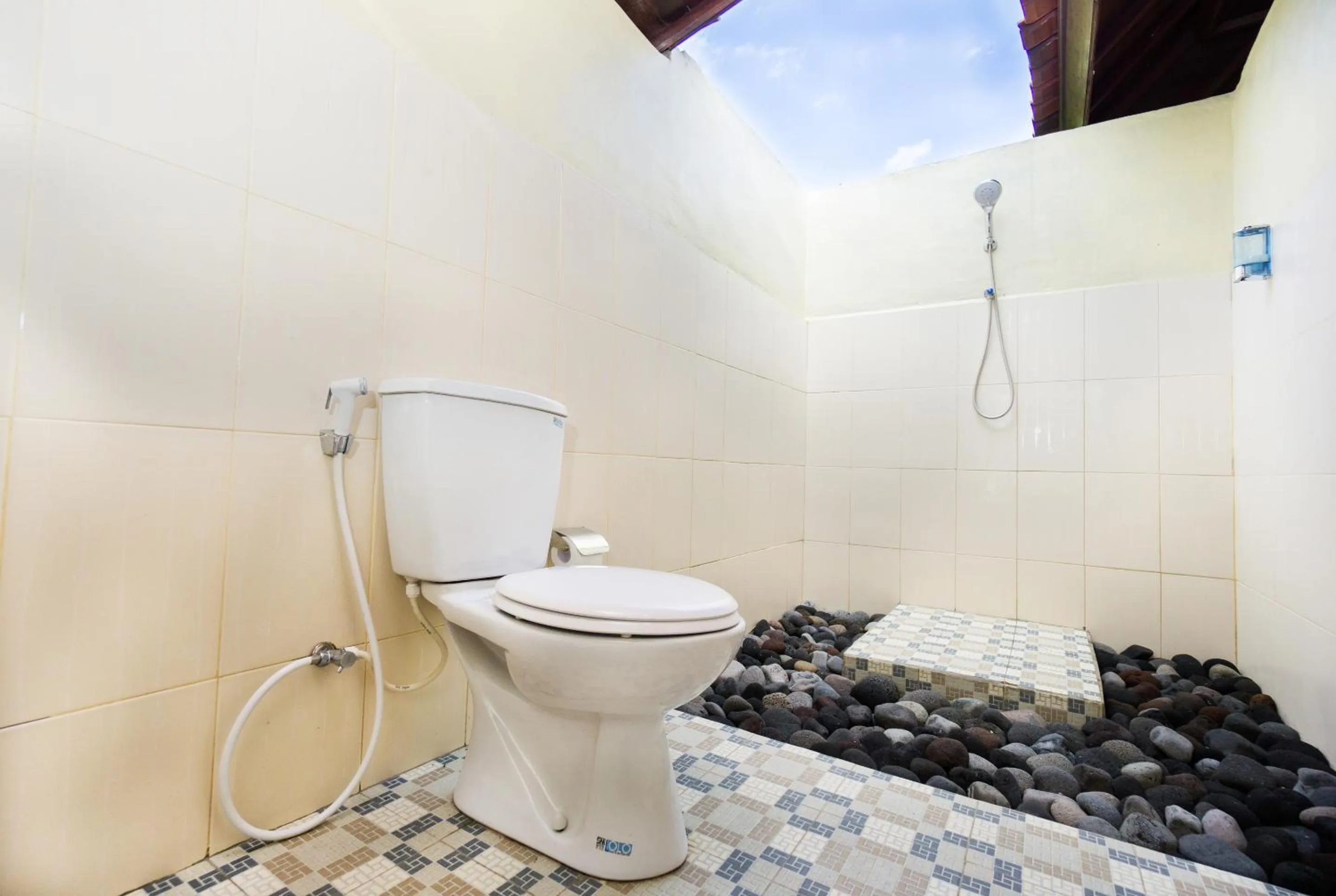 Toilet in Lembongan Bagus Villa