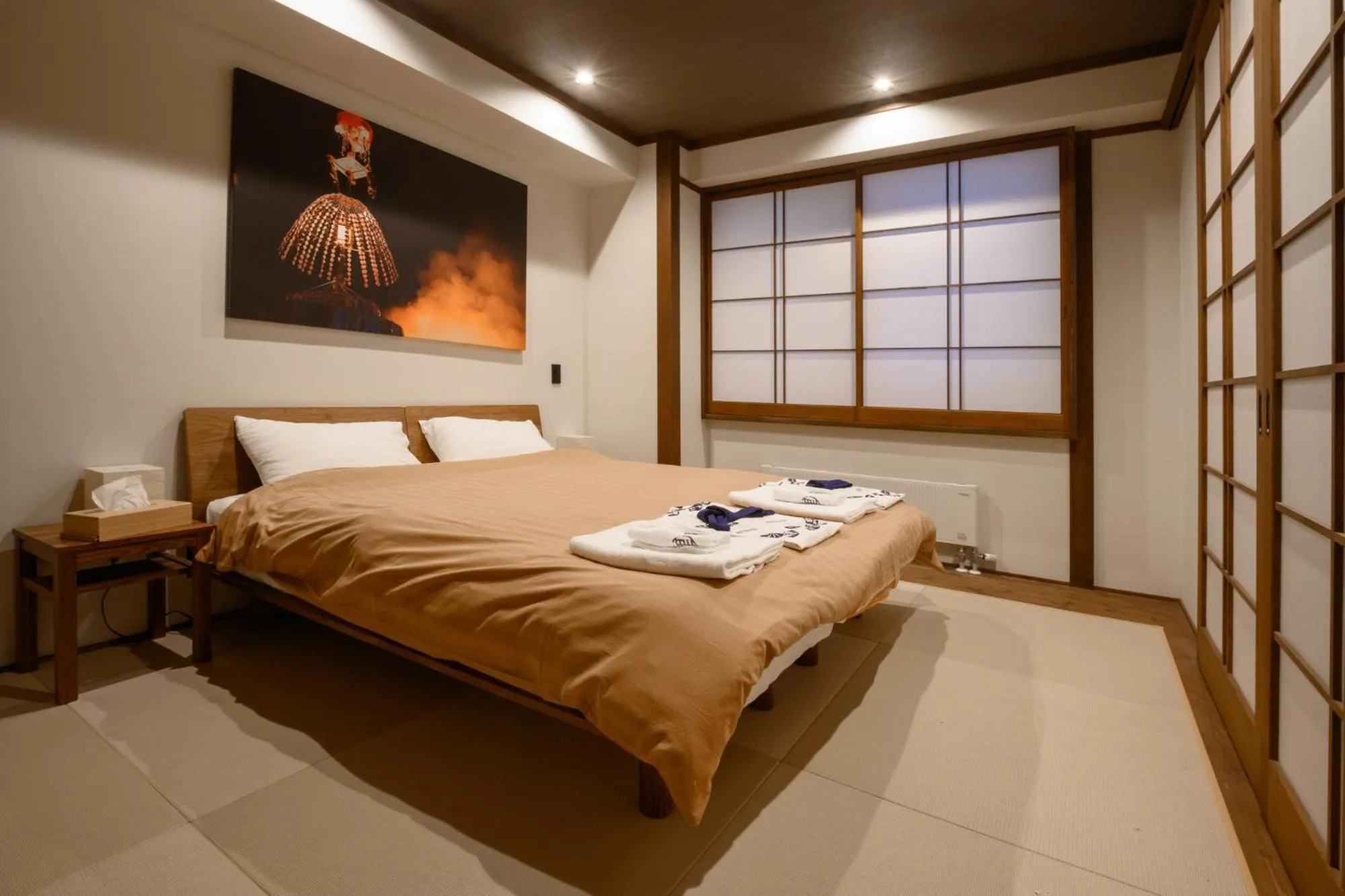 Bed in Tanuki Nozawa