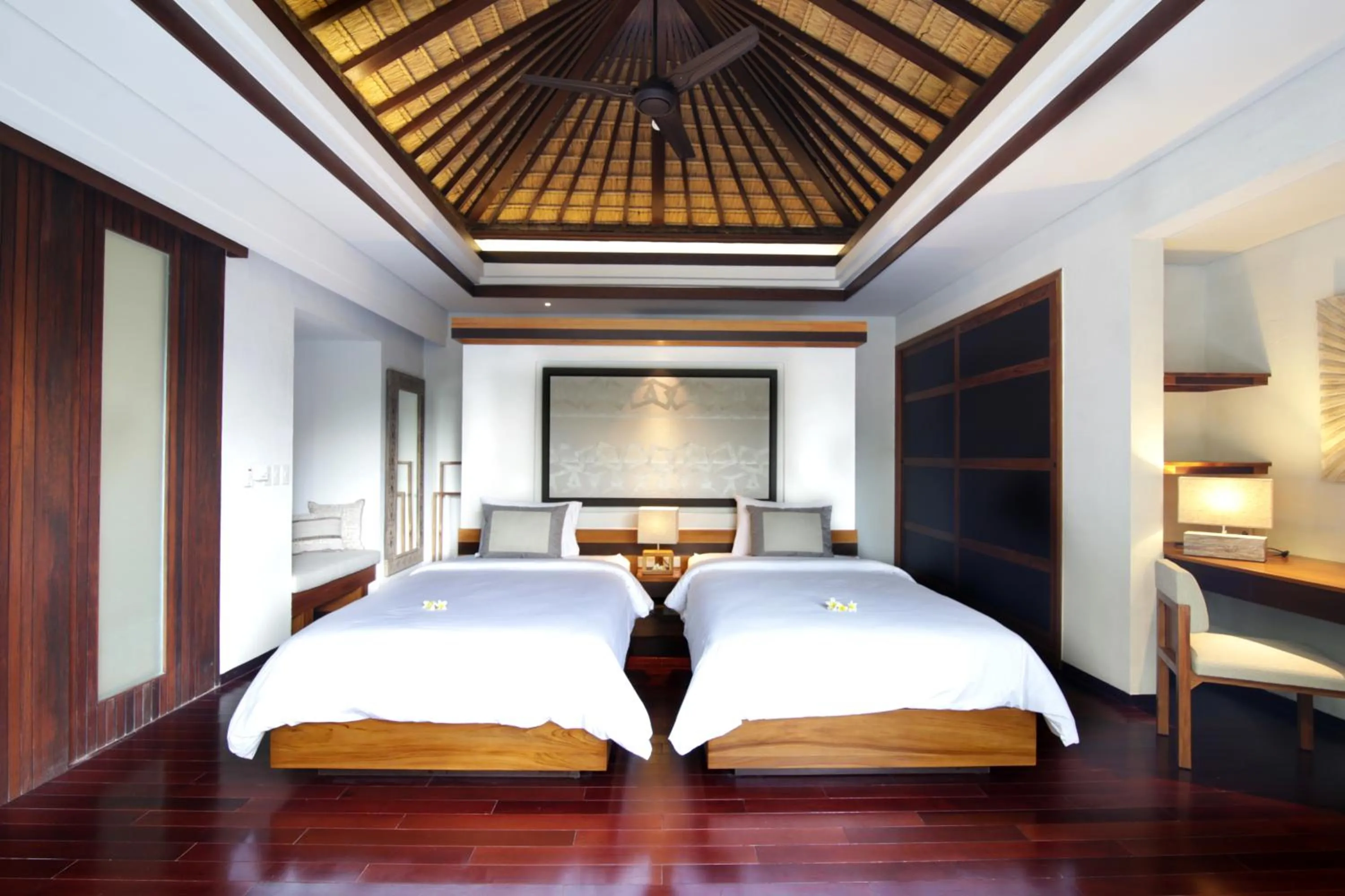 Bedroom, Bed in Kedonganan Beach Villa