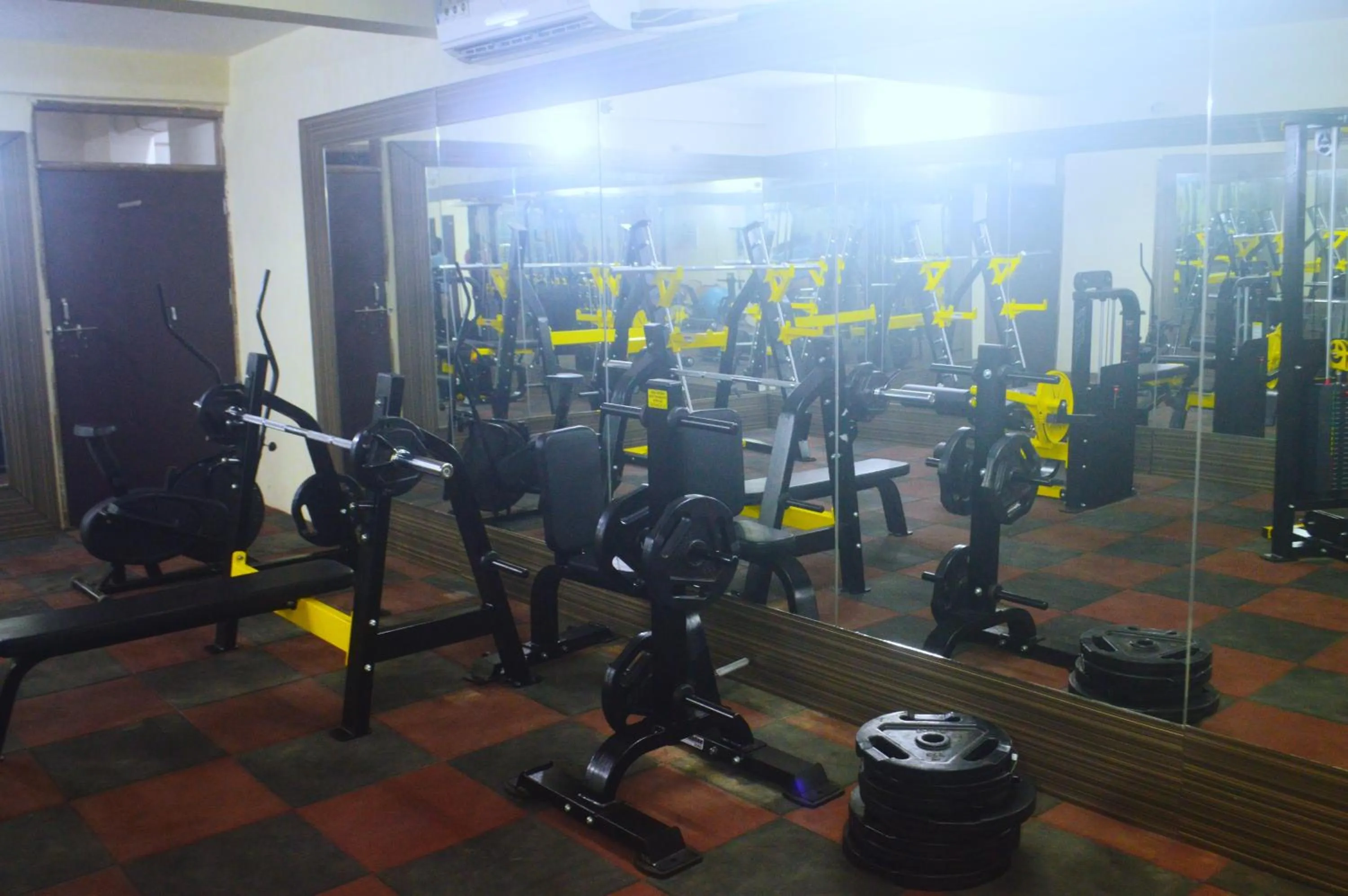 Fitness centre/facilities in Hotel Sunrise N Resorts