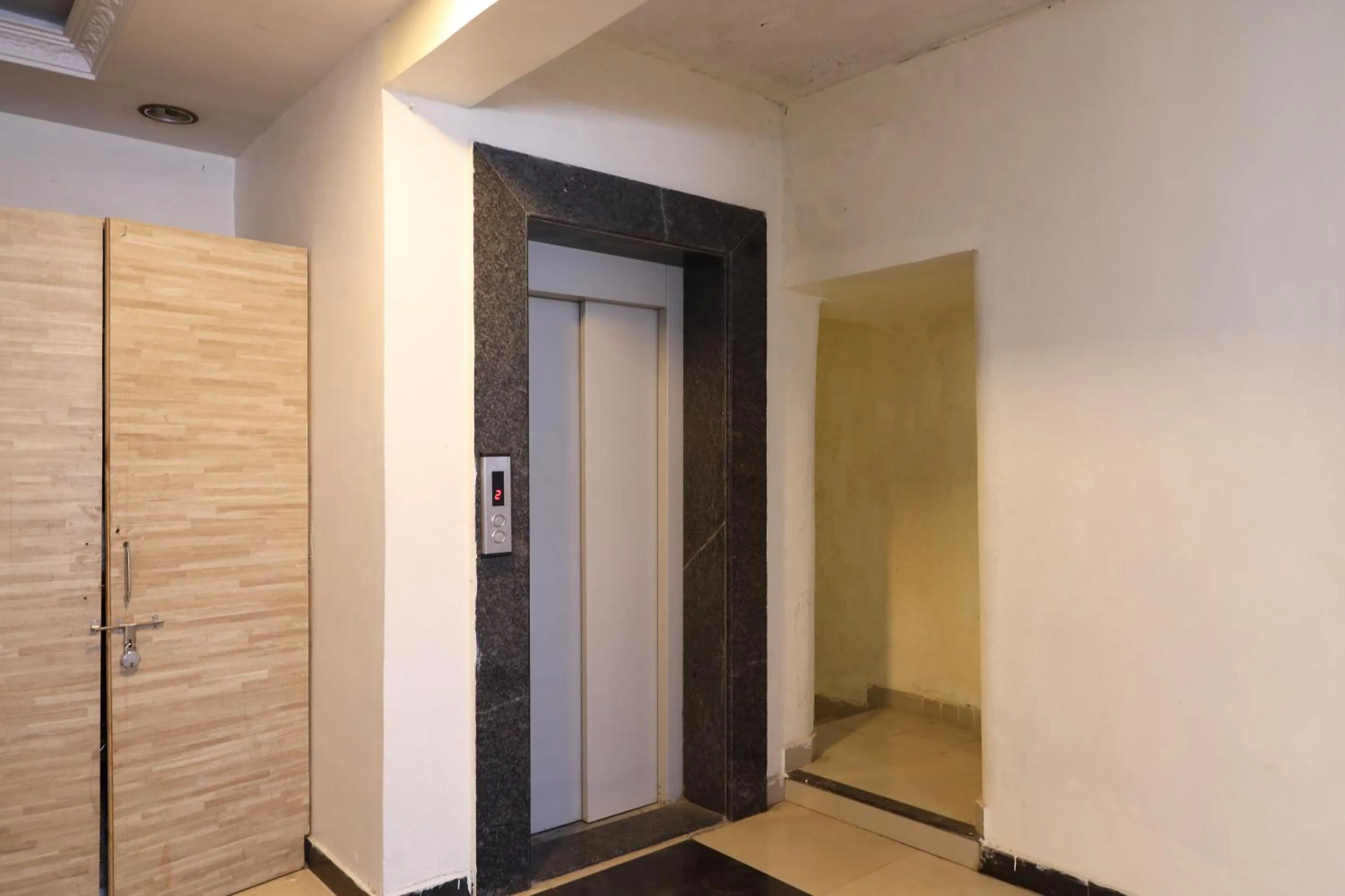 Area and facilities in Hotel Sunrise N Resorts