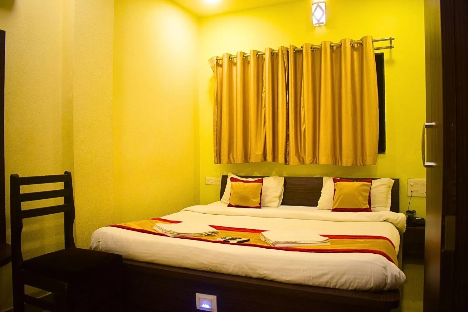 Bed in Hotel Sunrise N Resorts