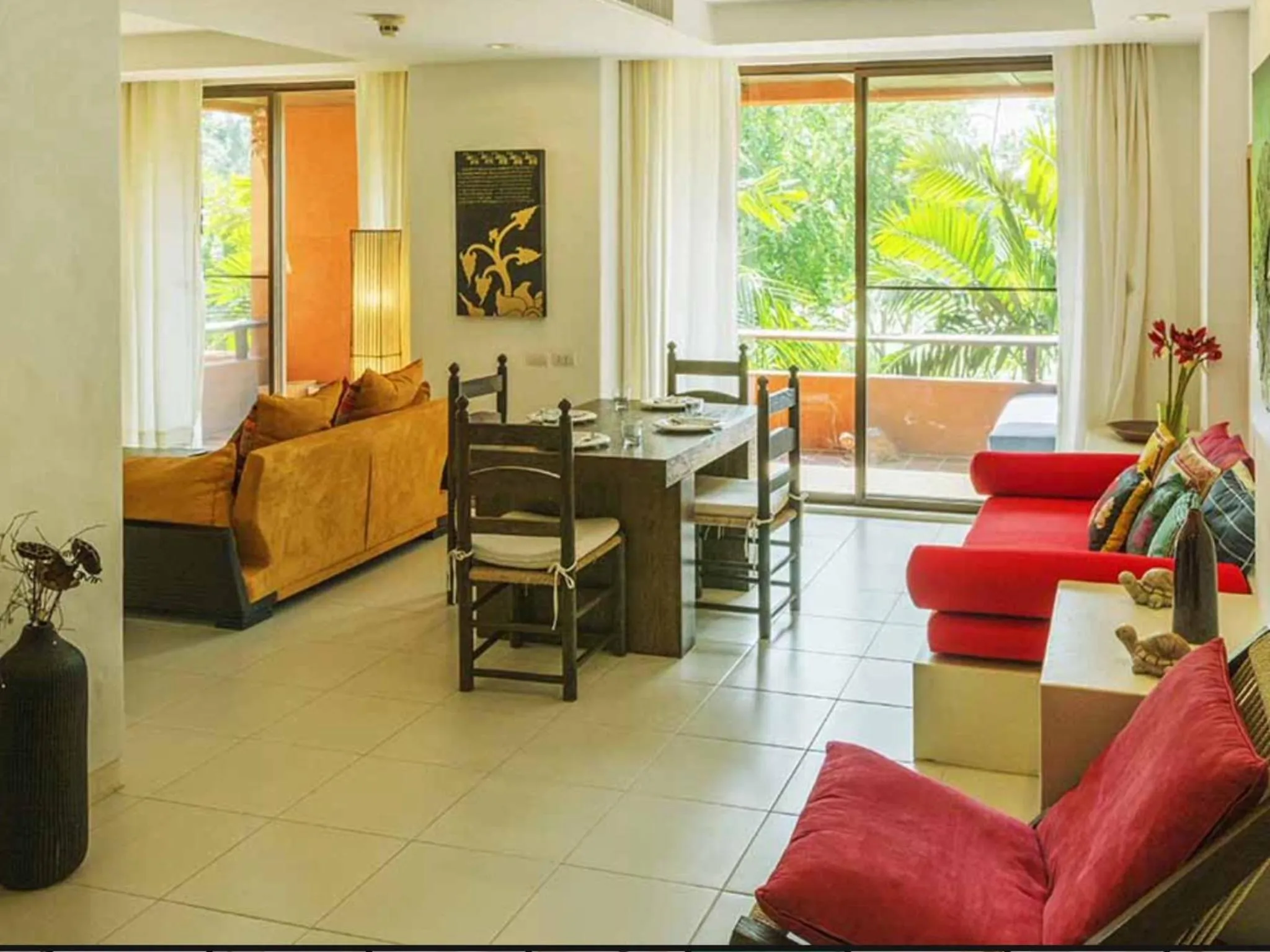 Away Las Tortugas at Hua Hin