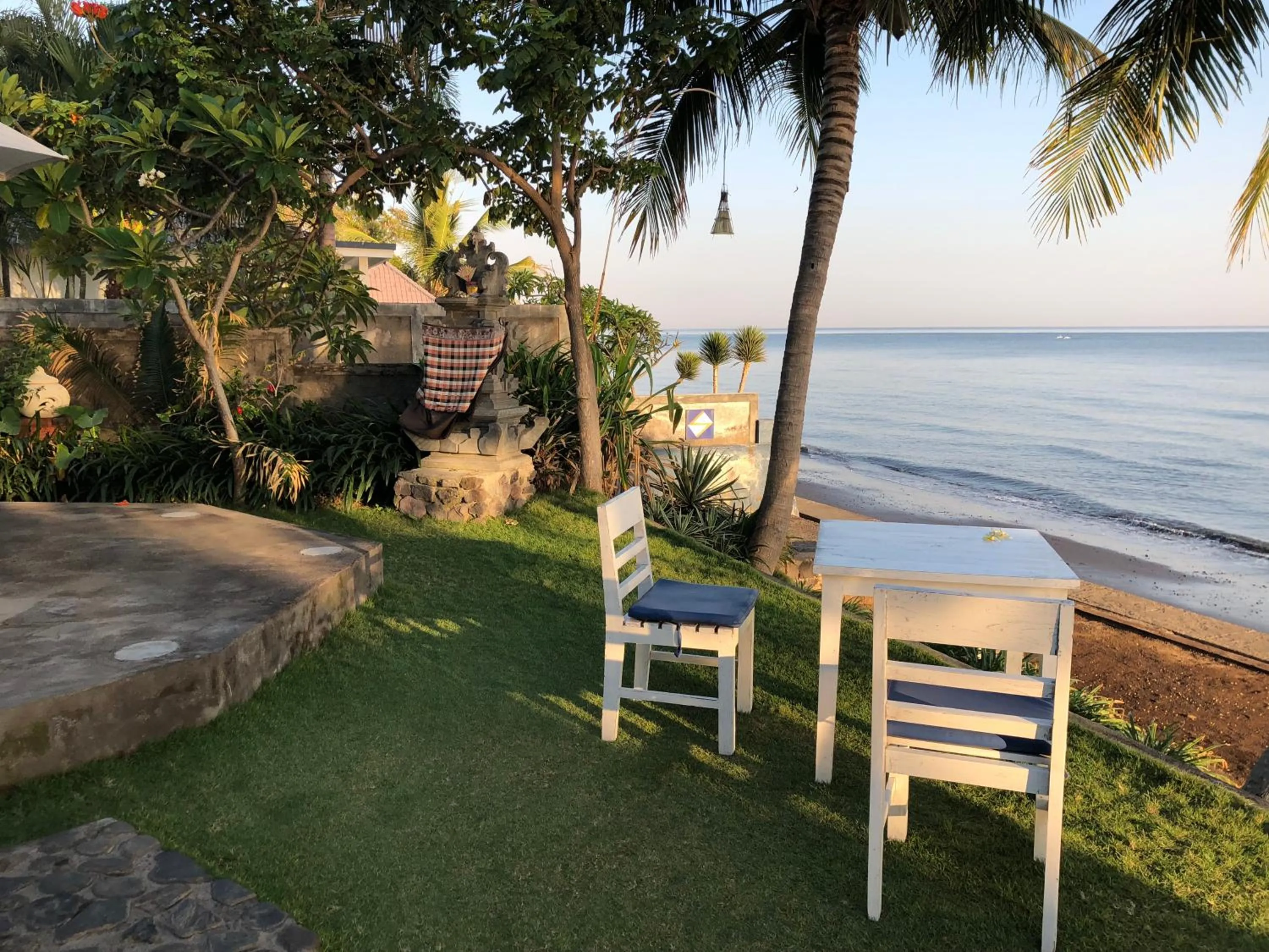 Restaurant/places to eat in Air Sanih Beach Villa