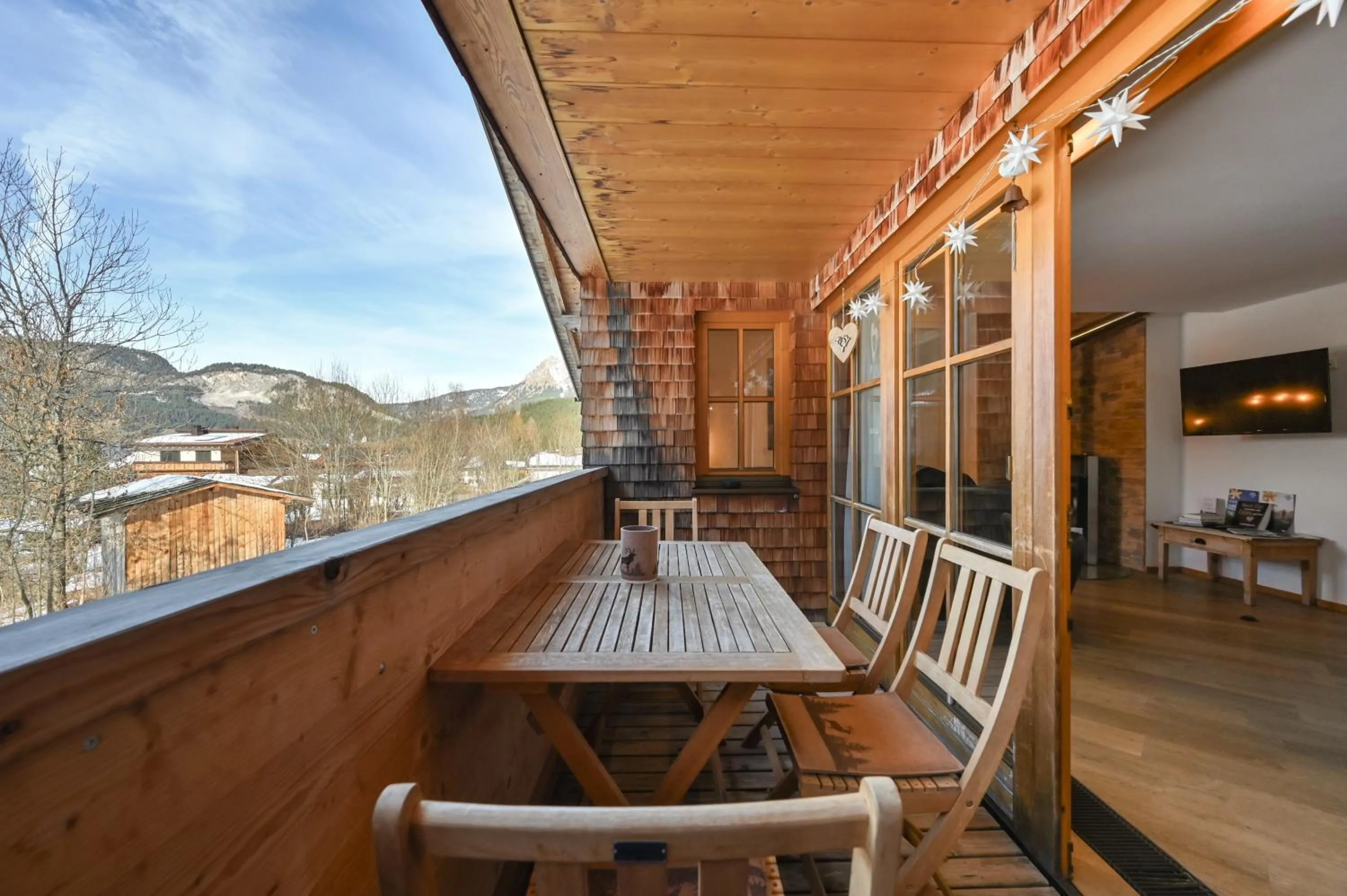 Balcony/Terrace in Braito's Seaside Lodges und Suites, Ferienhäuser und Ferienwohnungen