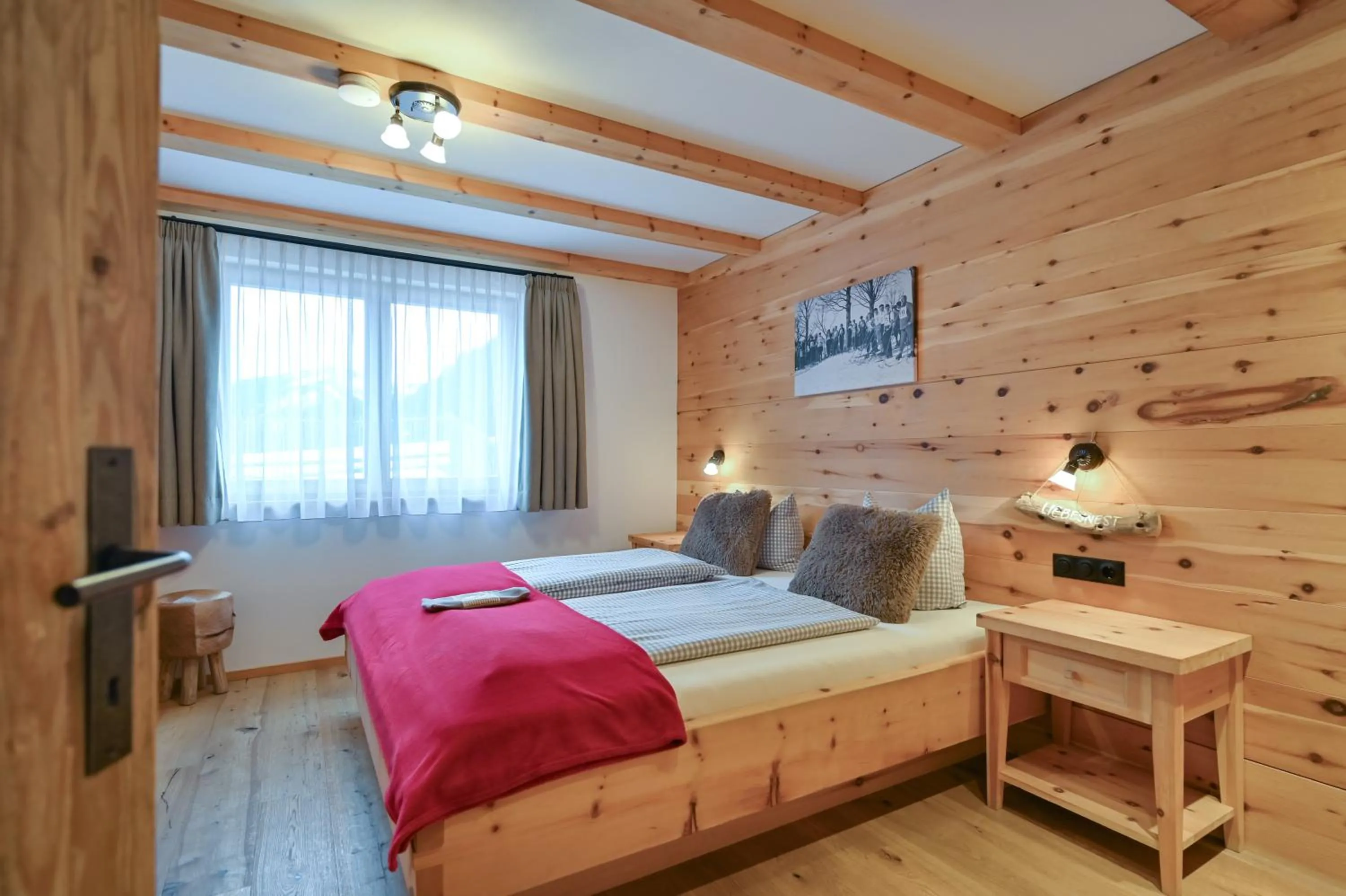 Bedroom, Bed in Braito's Seaside Lodges und Suites, Ferienhäuser und Ferienwohnungen