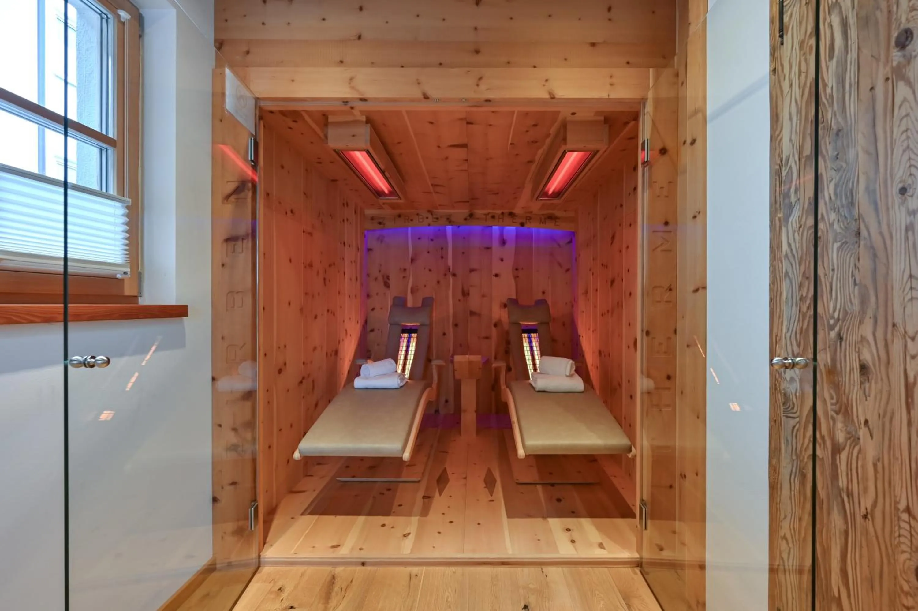Sauna in Braito's Seaside Lodges und Suites, Ferienhäuser und Ferienwohnungen