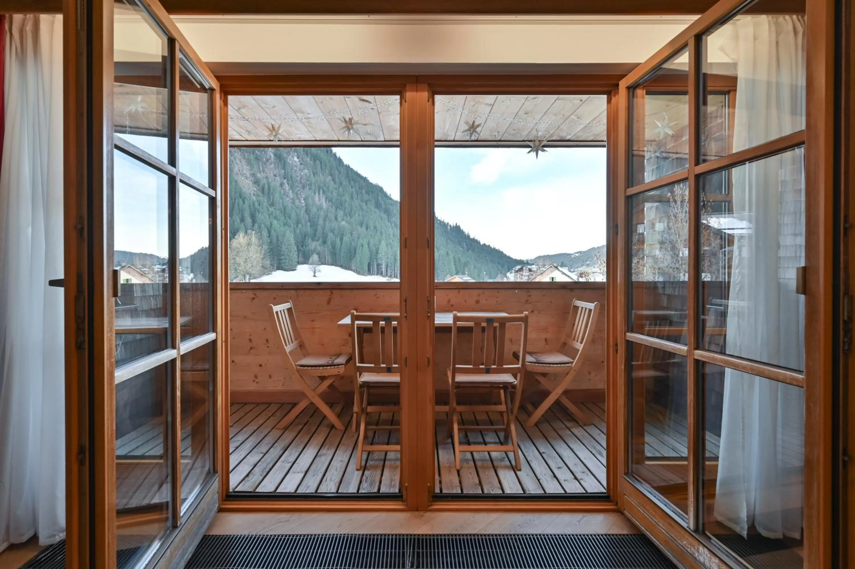 Balcony/Terrace in Braito's Seaside Lodges und Suites, Ferienhäuser und Ferienwohnungen