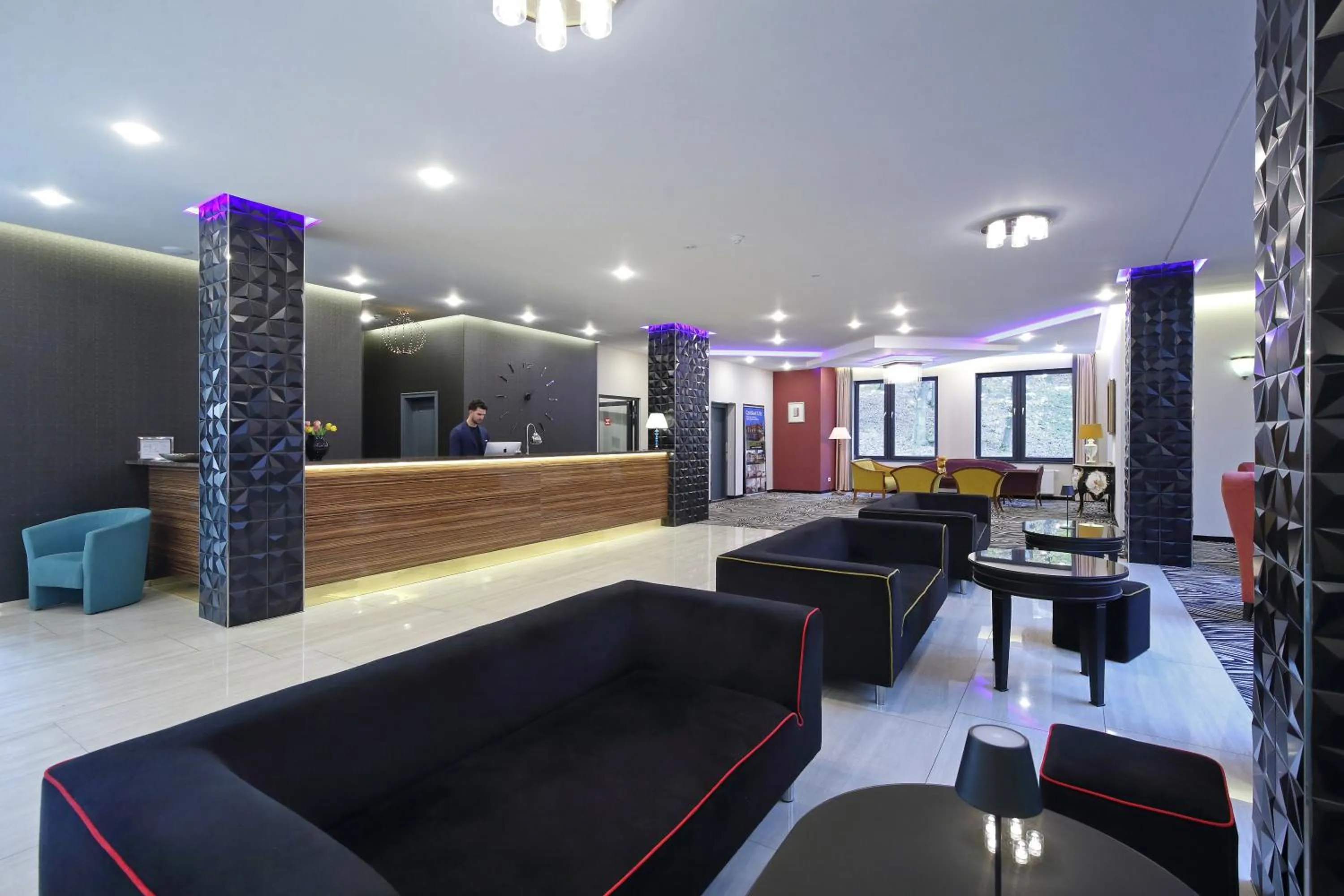 Lobby or reception in Carlsbad INN hotel & apartments