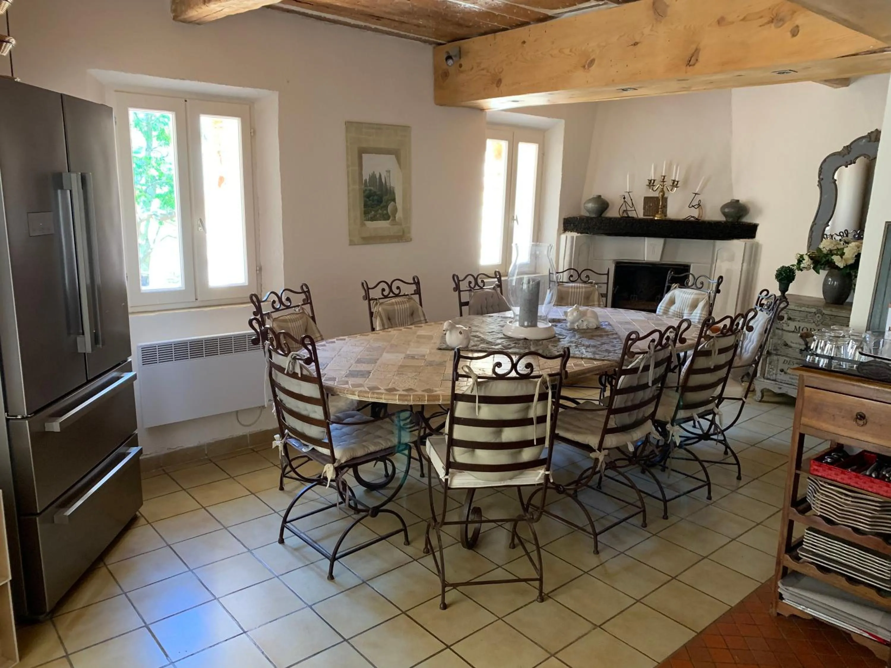 Dining area in Tivoli en Provence