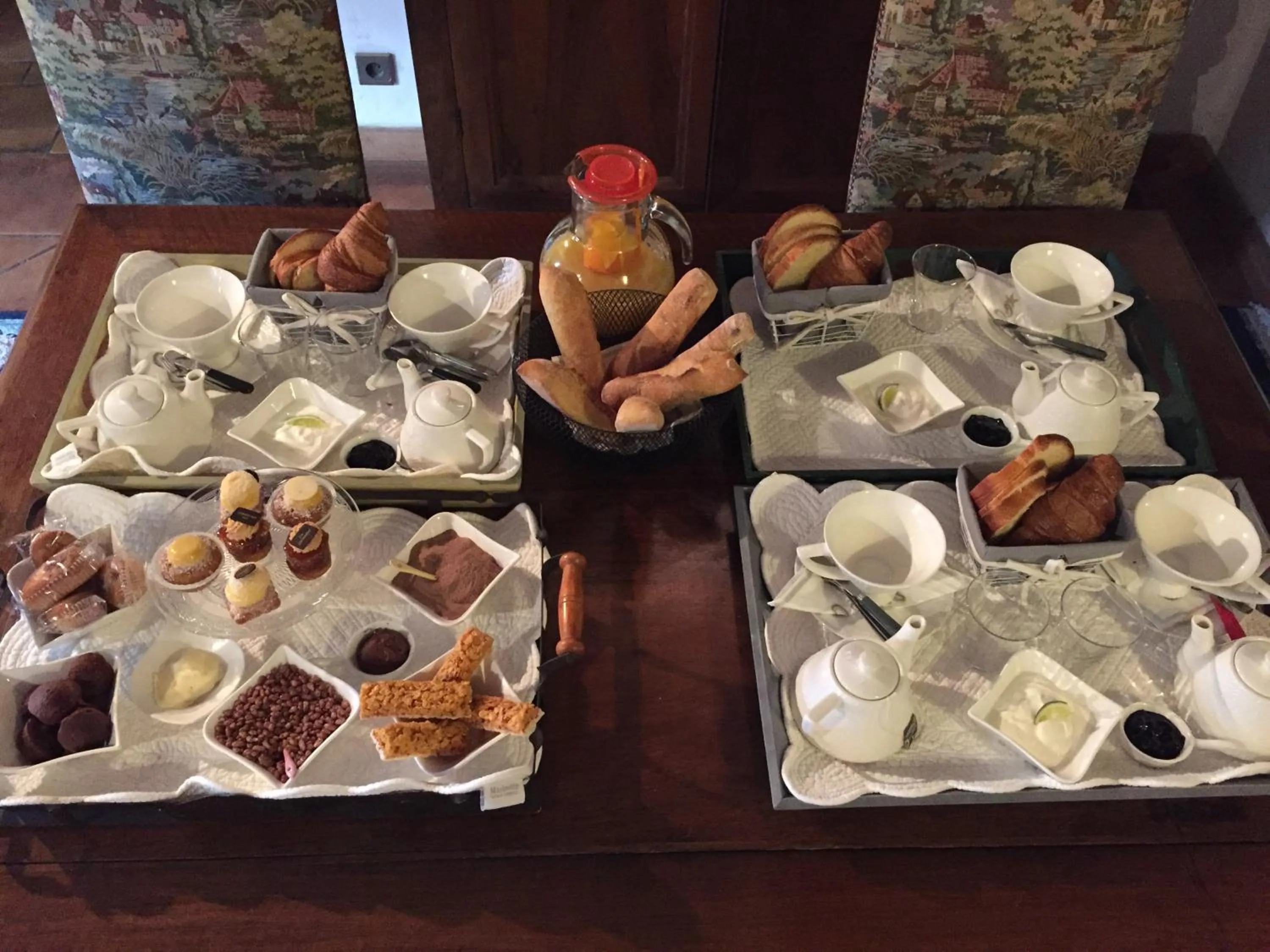 Restaurant/places to eat in Tivoli en Provence