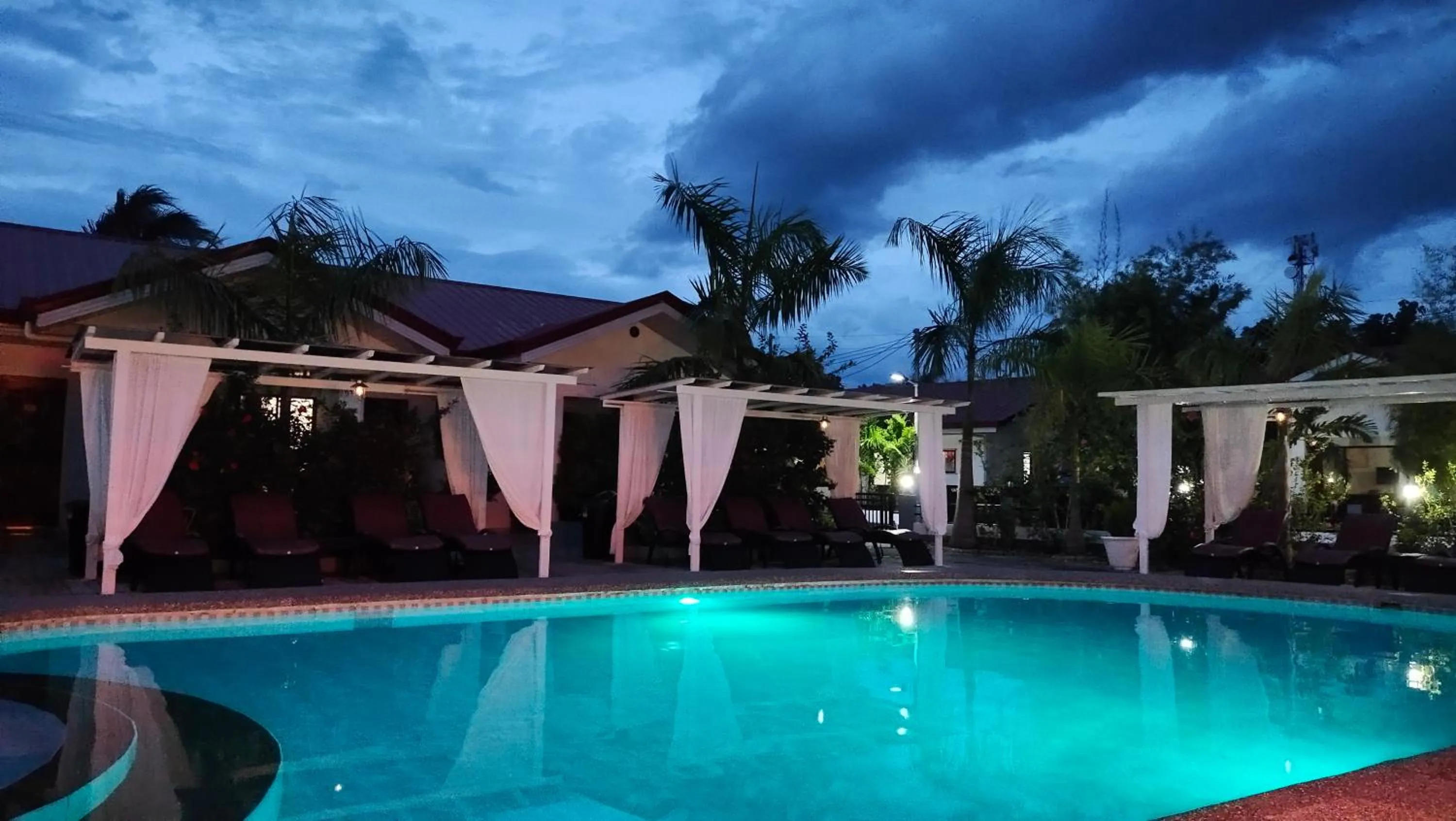 Garden Village Resort