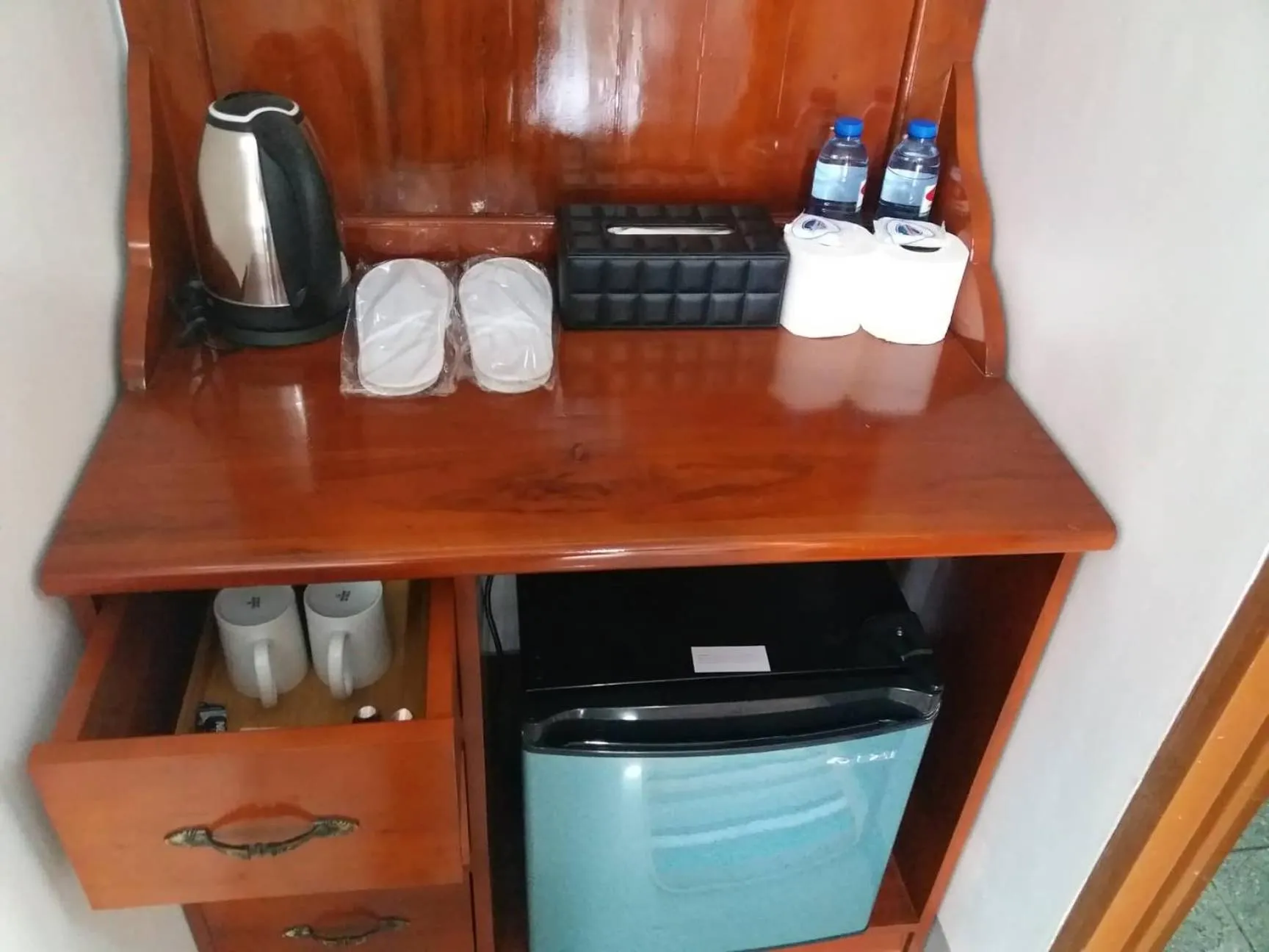 Coffee/tea facilities in Garden Village Resort