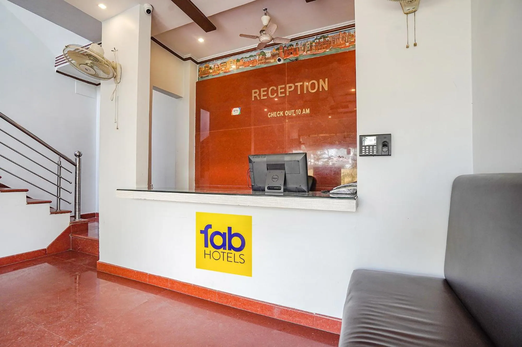 Lobby or reception in FabHotel Deepak Palace