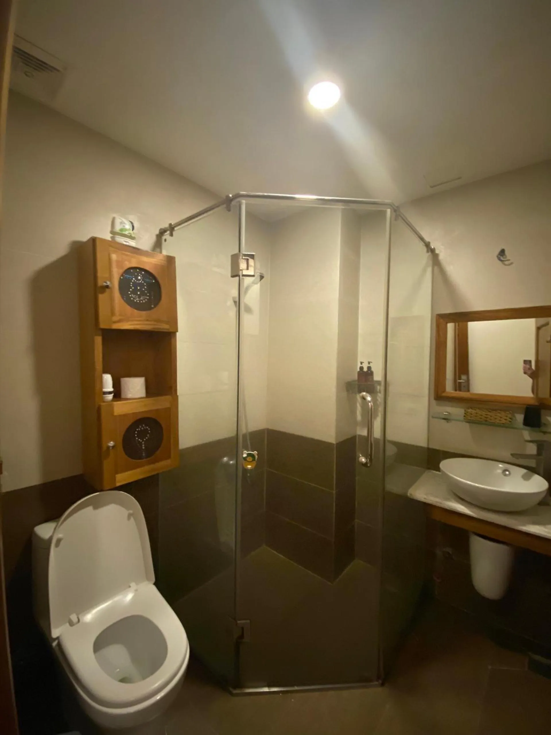 Shower in Senkotel Nha Trang Managed by NEST Group