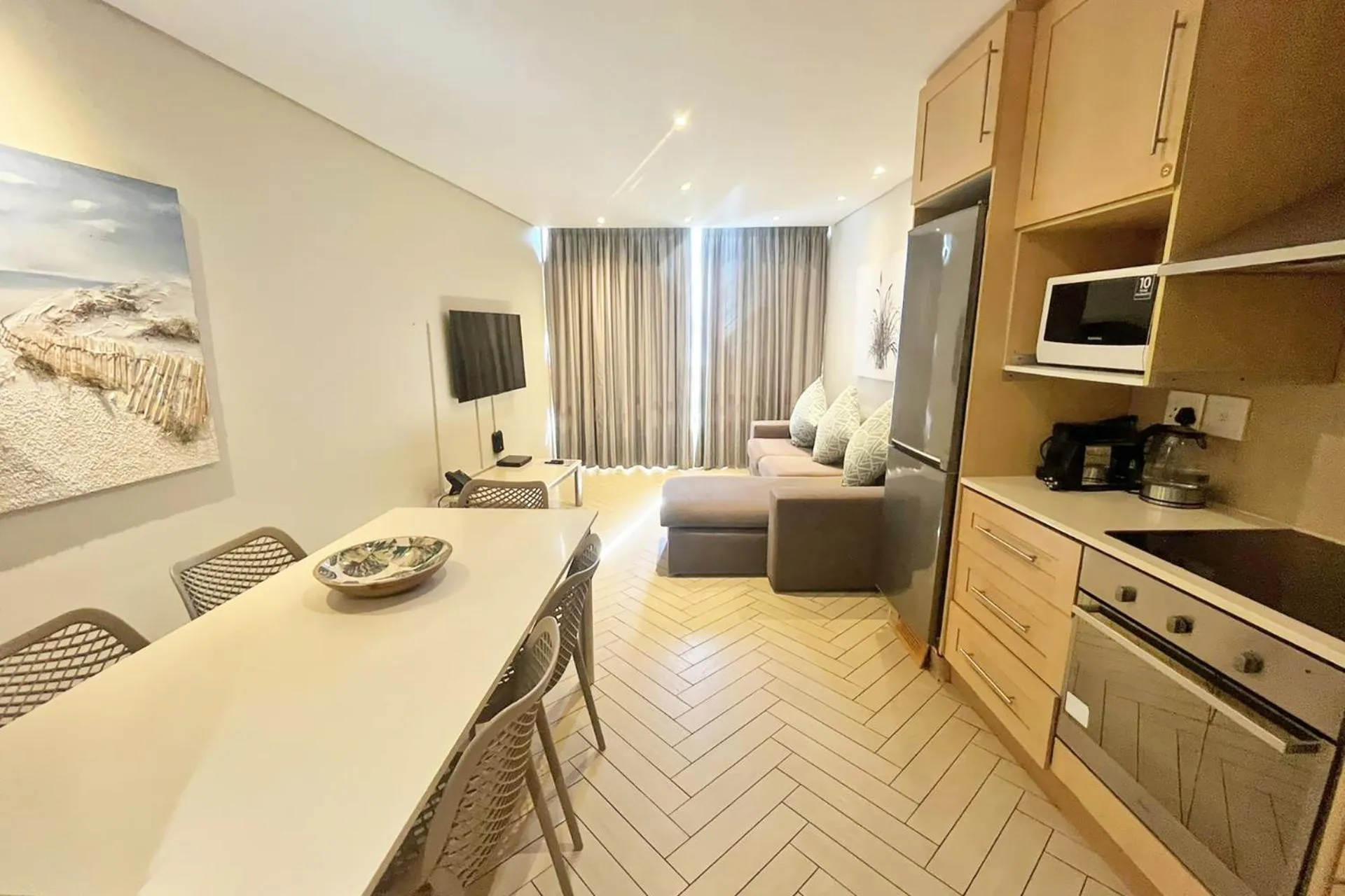 Kitchen or kitchenette in First Group Breakers Resort - Official
