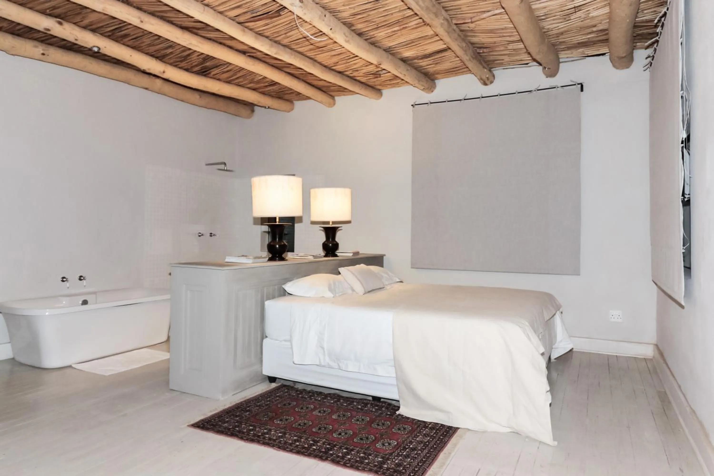 Bathroom, Bed in The Whyte House