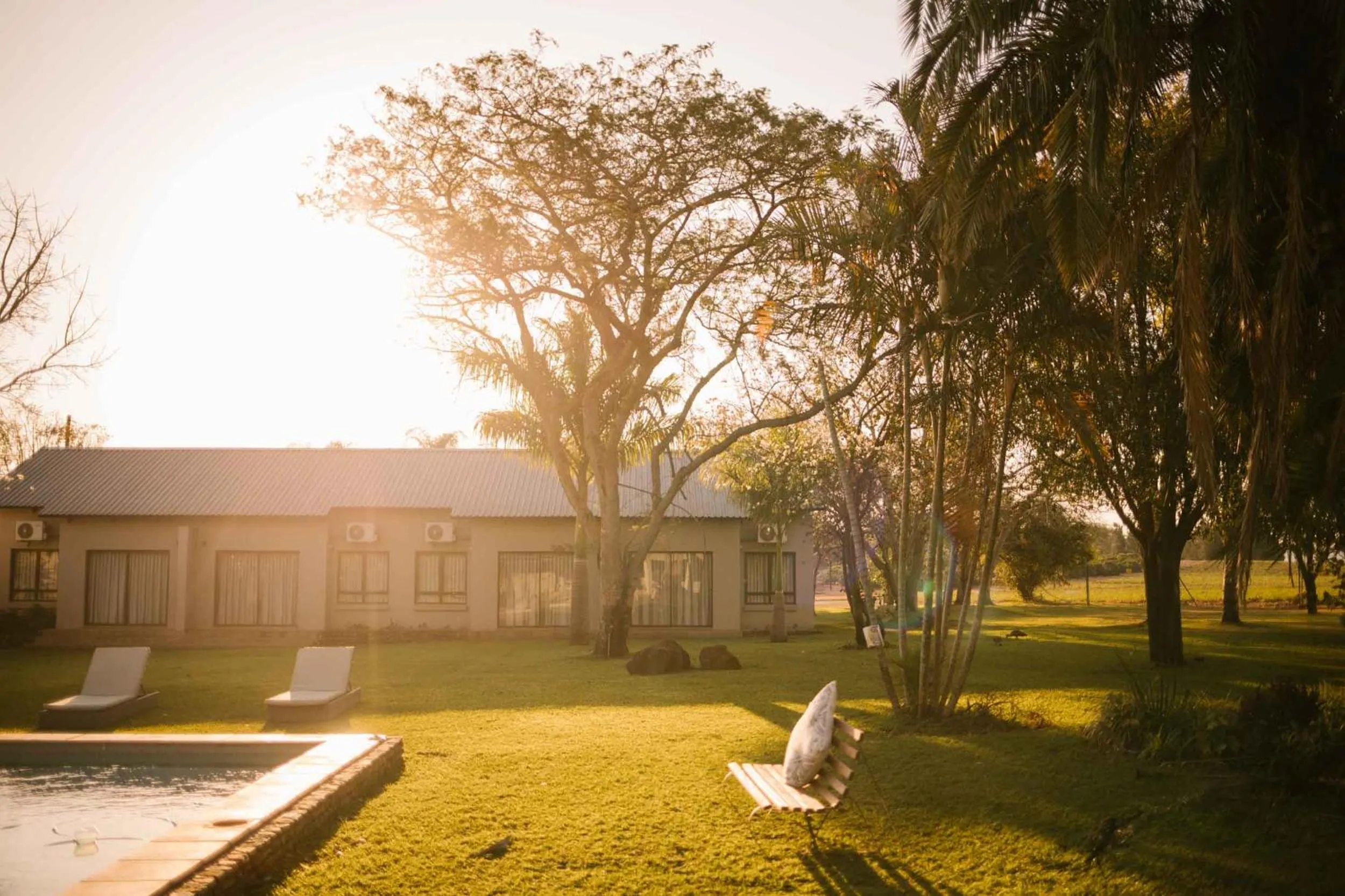 Garden in Hamiltons Lodge & Restaurant