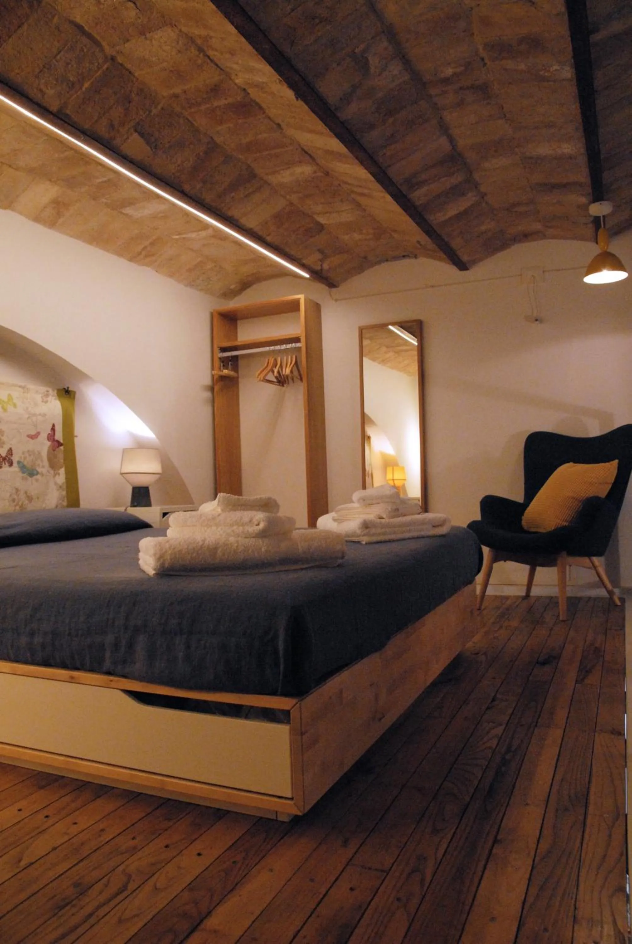 Bedroom, Bed in Loft 17