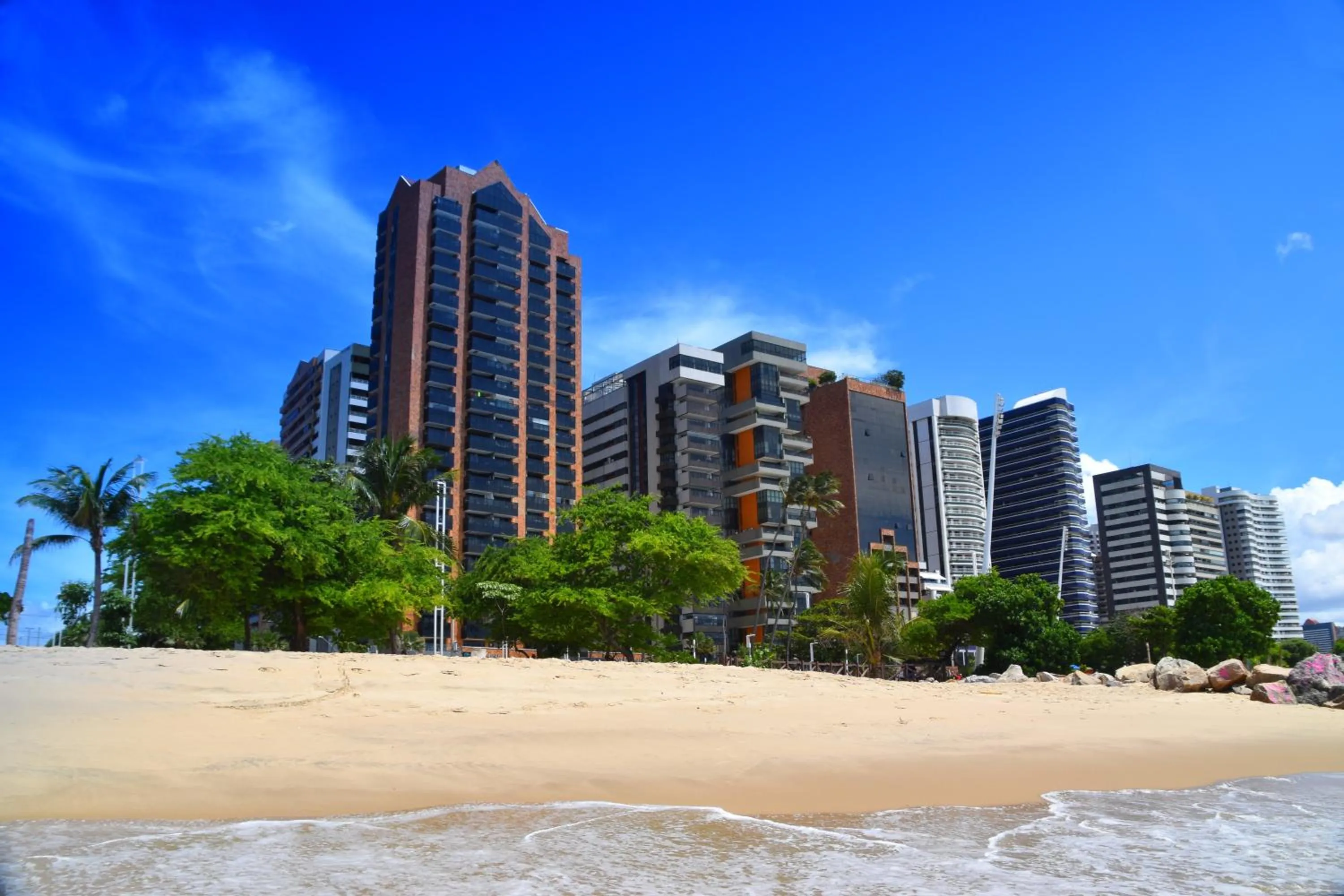 Beach in Seaflats Iracema Residence