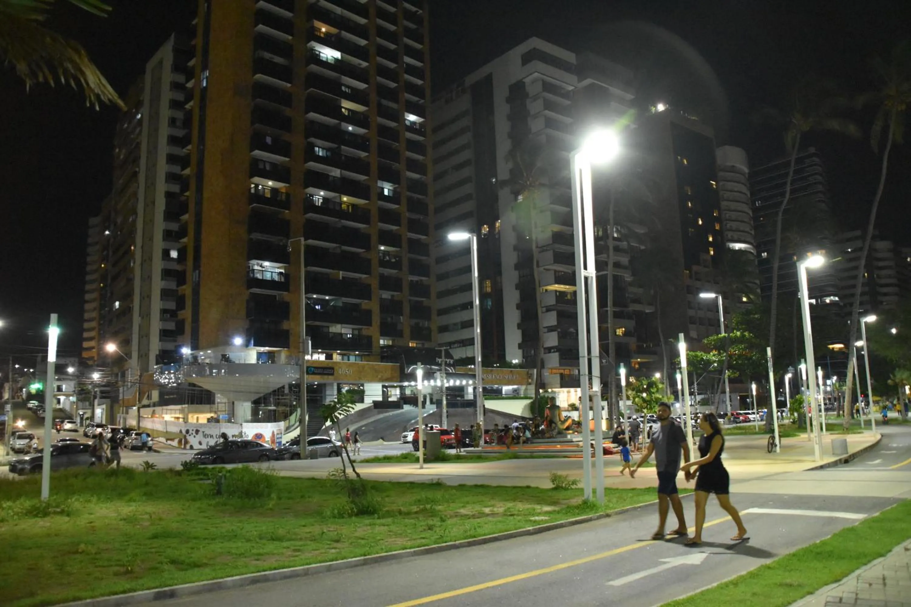 Facade/entrance in Seaflats Iracema Residence