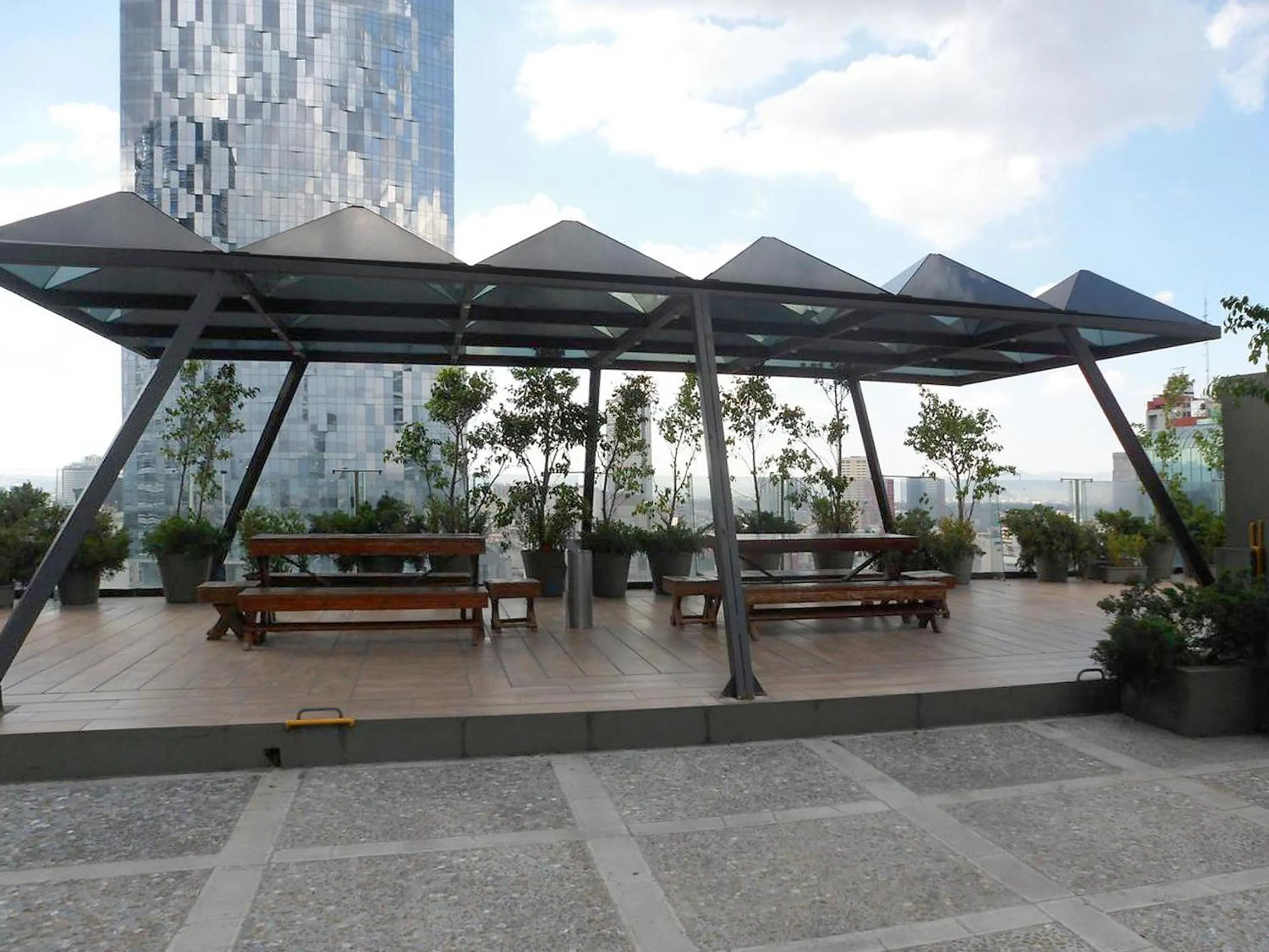 Patio in Capri Reforma 410