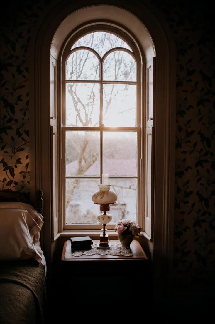 Bed in Mayhurst Estate