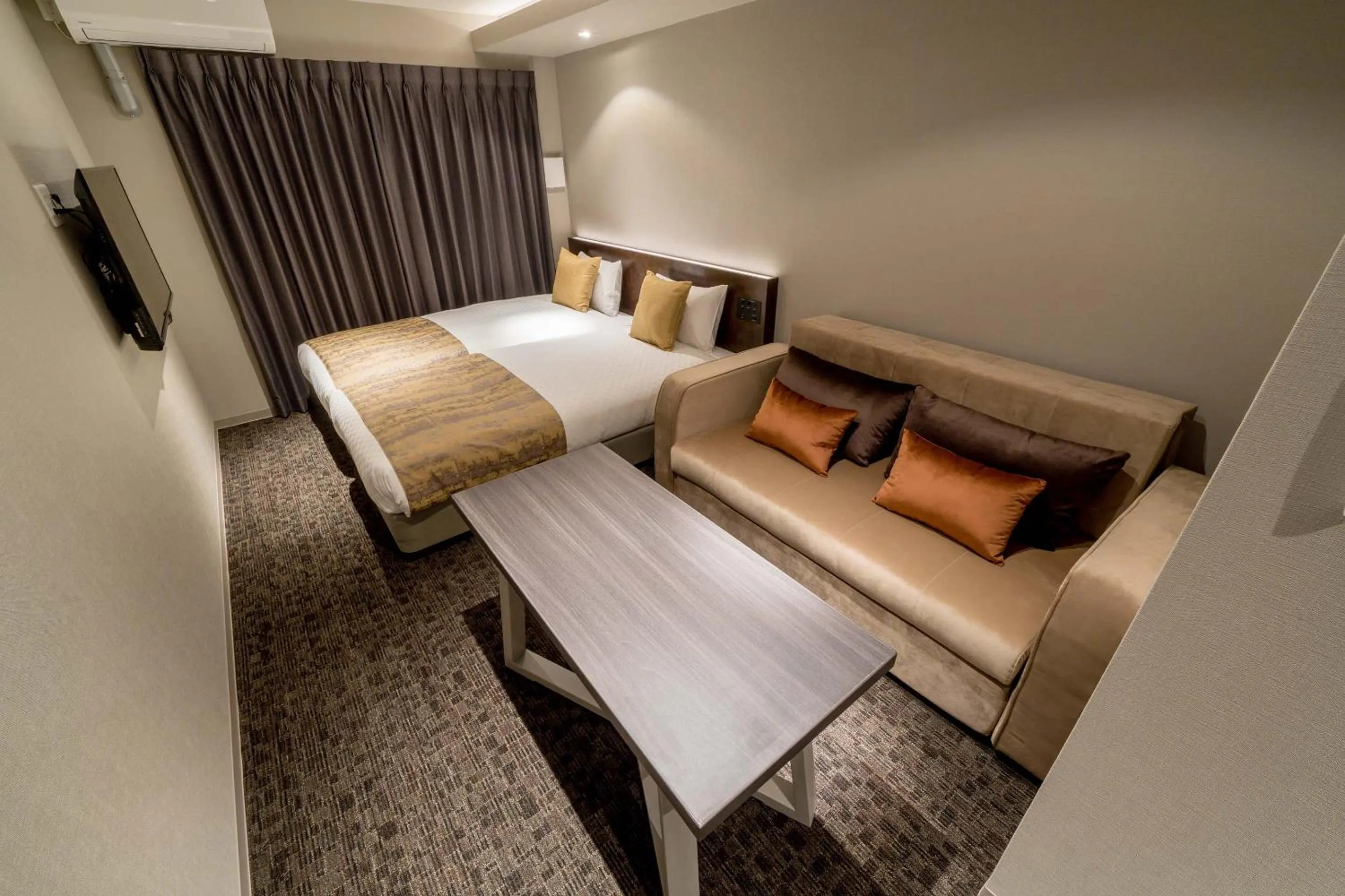 Bed in RESI STAY GIONDO KYOTO Higashiyama Sanjo