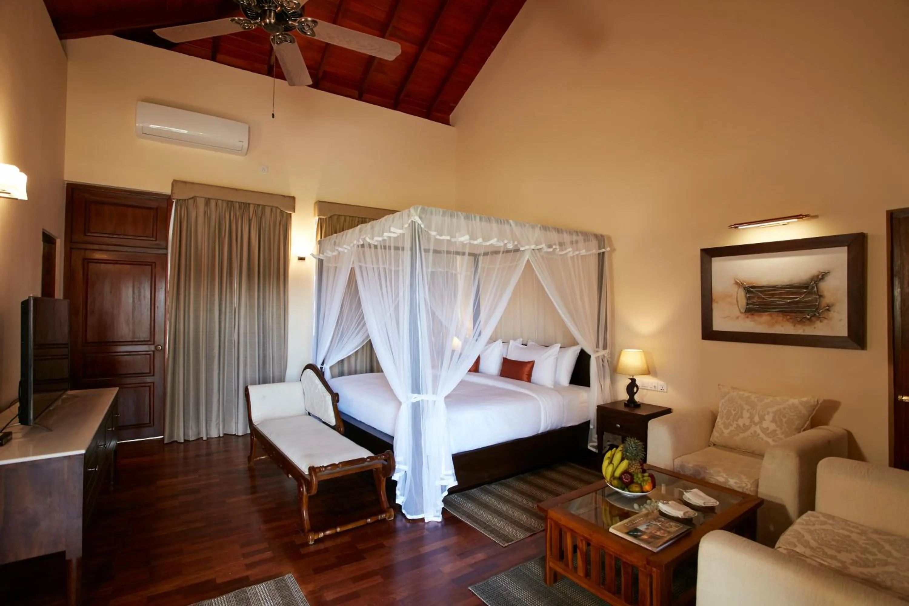 Bed in Seerock The King's Domain, Boutique Hotel