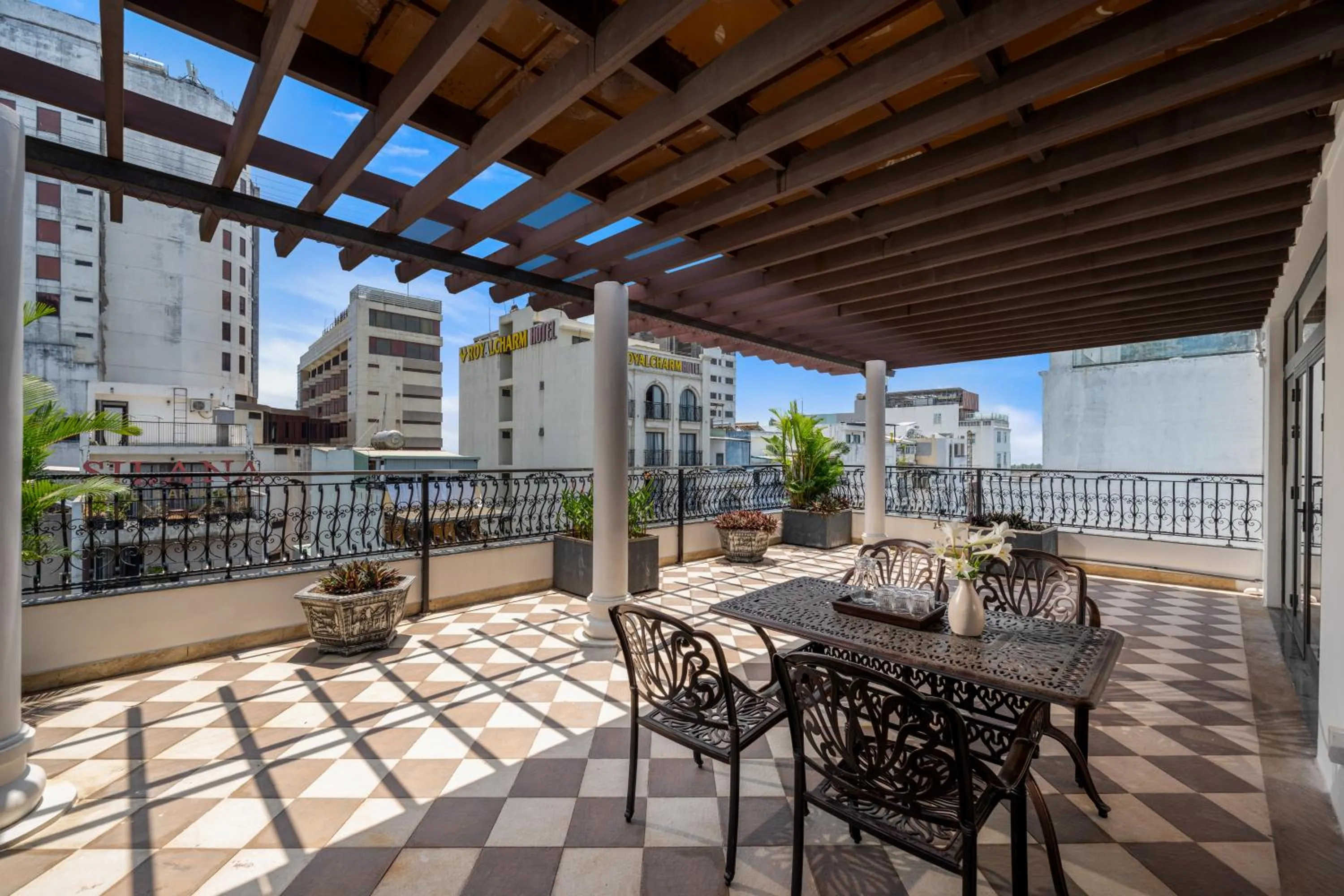 Balcony/Terrace in Palazzo Luxury Hotel & Bistro - Central My Khe Beach Walking Street