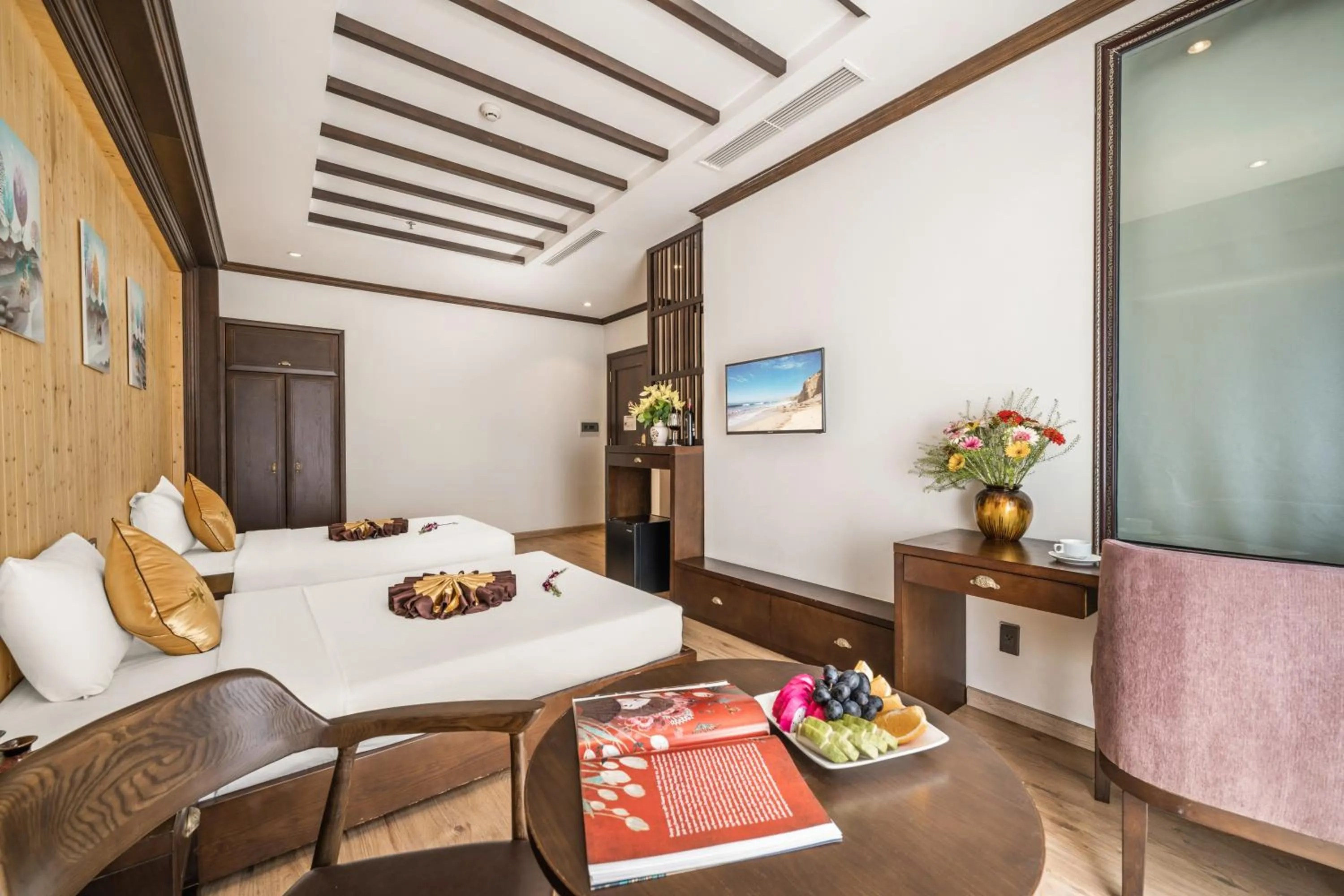 View (from property/room) in Palazzo Luxury Hotel & Bistro - Central My Khe Beach Walking Street