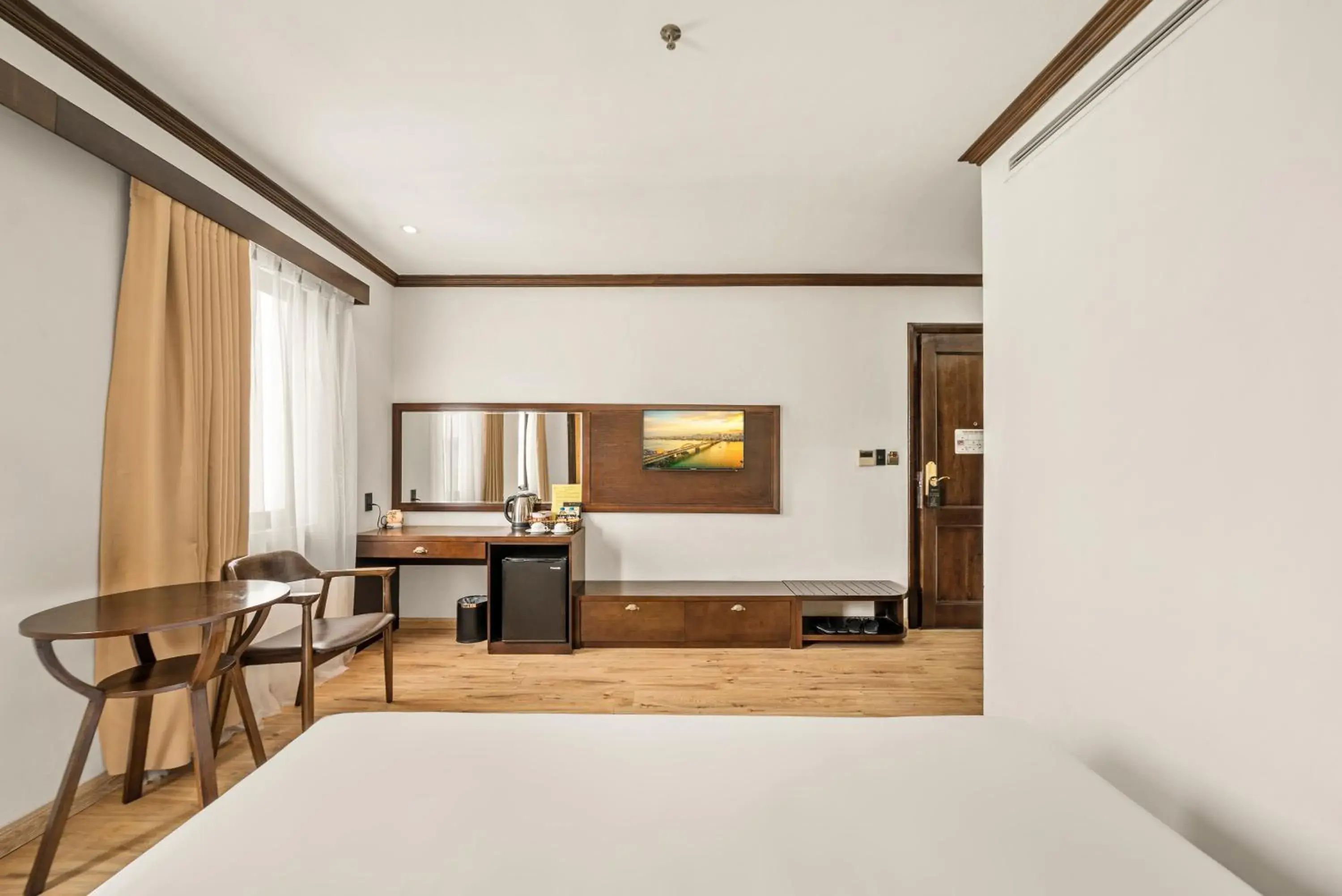 Standard Double or Twin Room in Palazzo Luxury Hotel & Bistro - Central My Khe Beach Walking Street Standard Double or Twin Room in Palazzo Luxury Hotel & Bistro - Central My Khe Beach Walking Street
