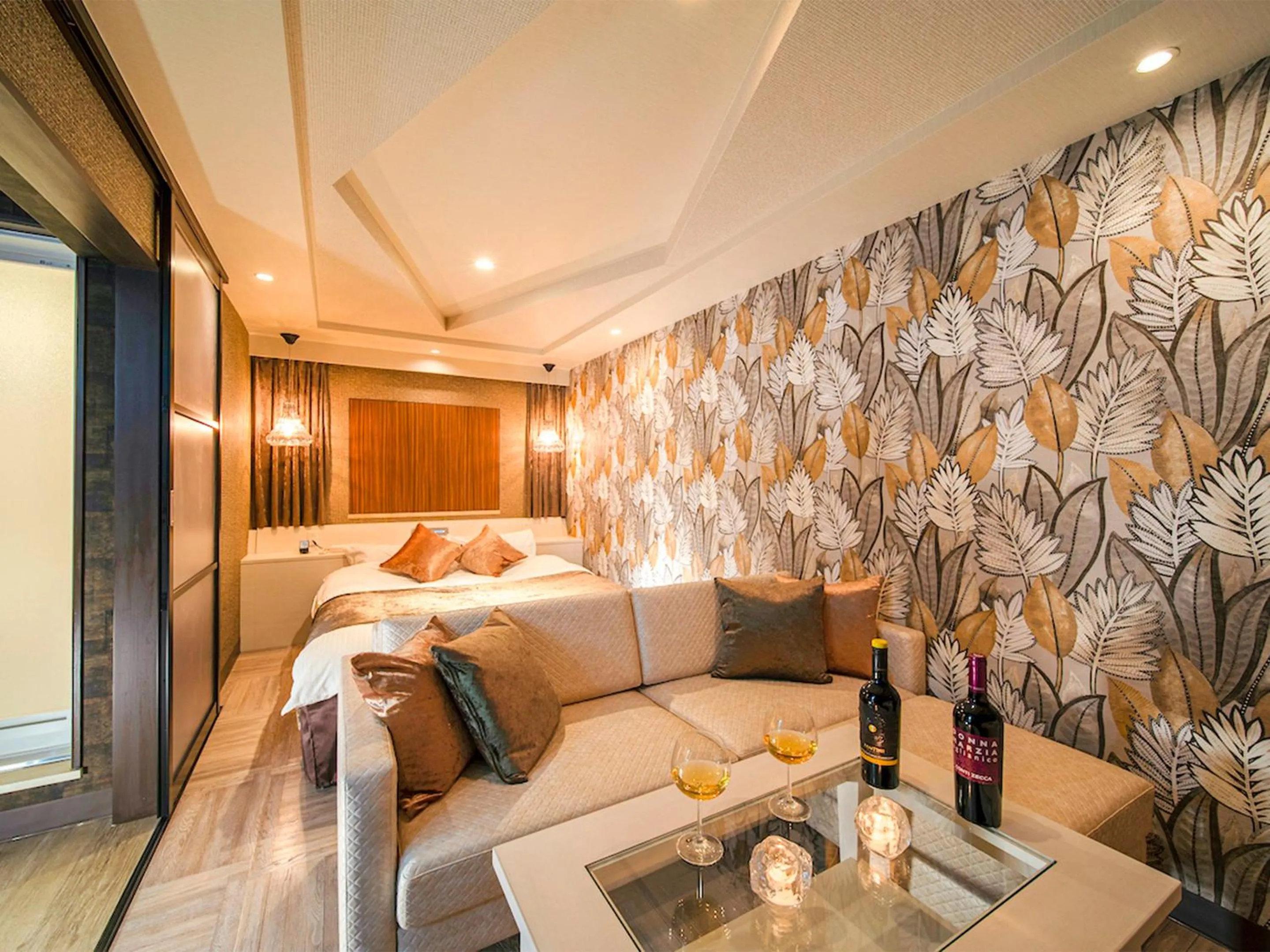 Photo of the whole room, Bed in Hotel GT Kansai International Airport - Adult Only Love Hotel -