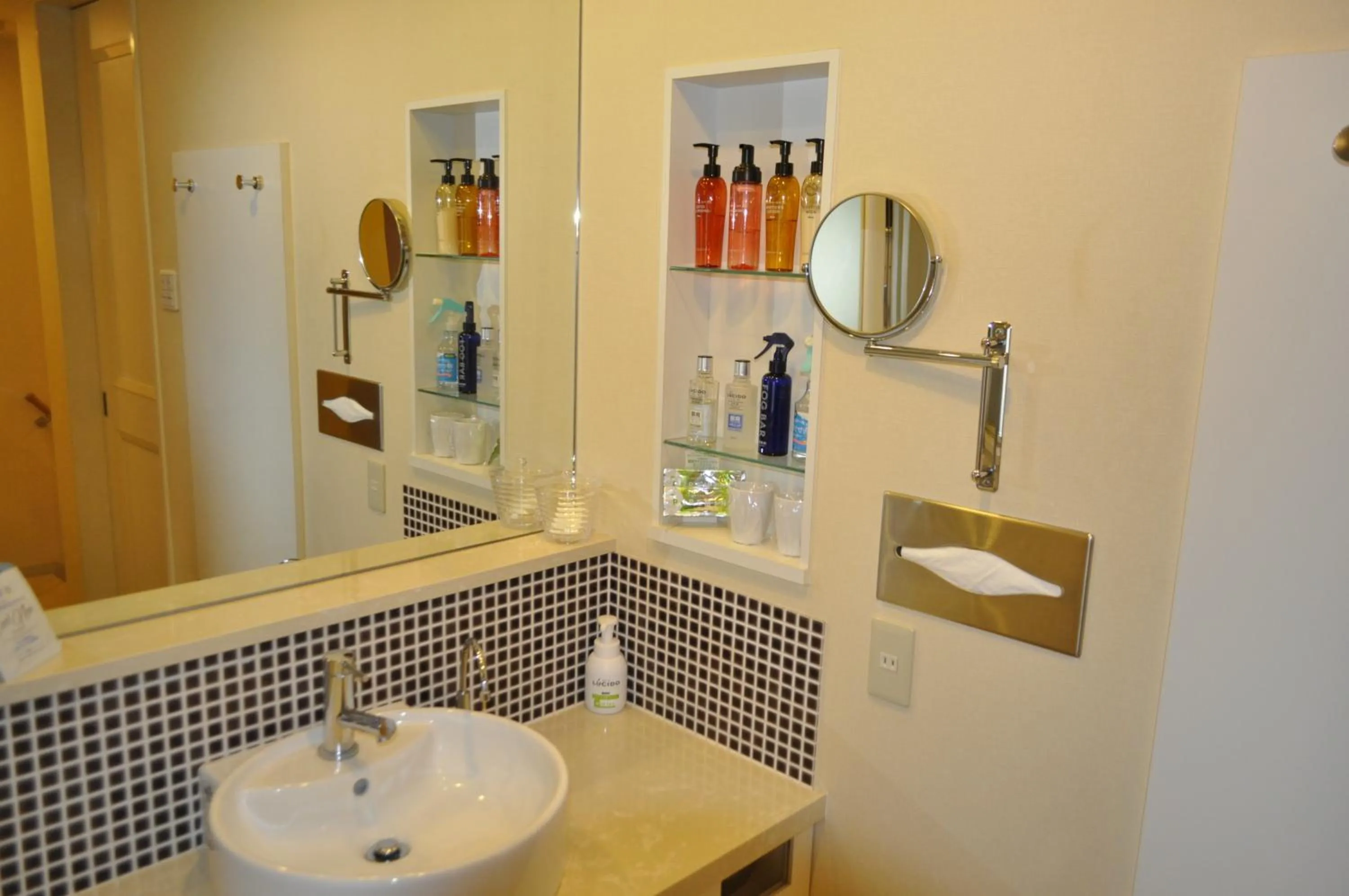 Photo of the whole room in Hotel Woo (Adults Only)