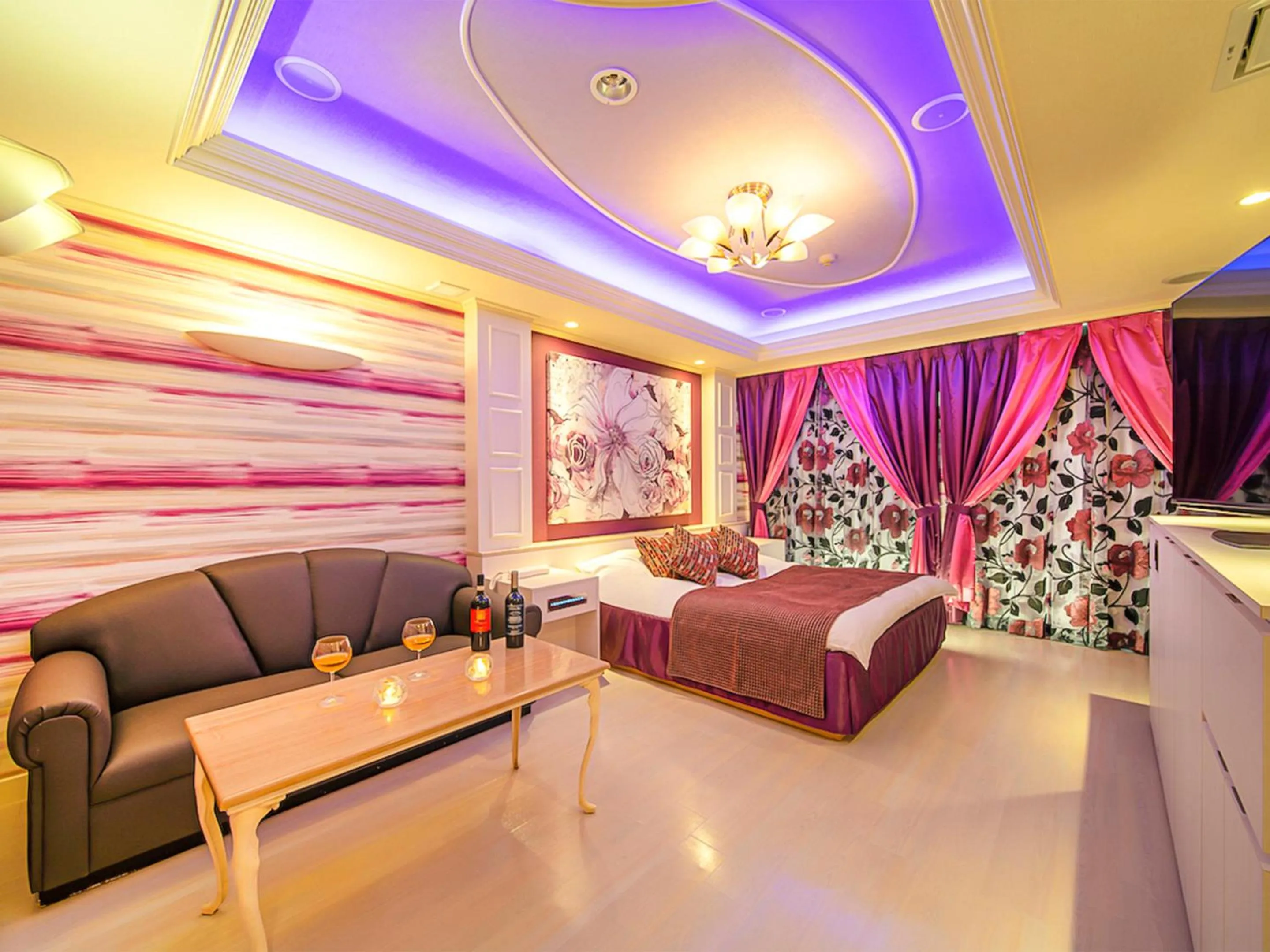 Photo of the whole room in Hotel Rocco - Adult Only Love Hotel -